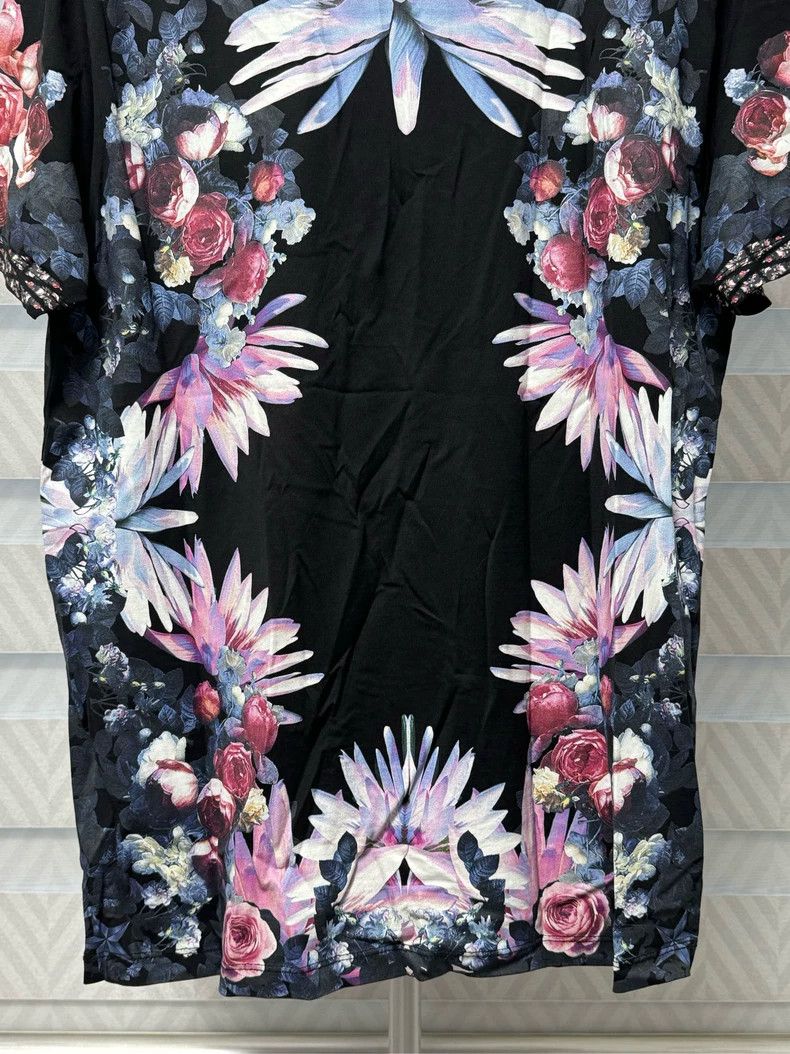 Other Givenchy Floral Short Sleeve Size US S / EU 44-46 / 1 - 6 Thumbnail