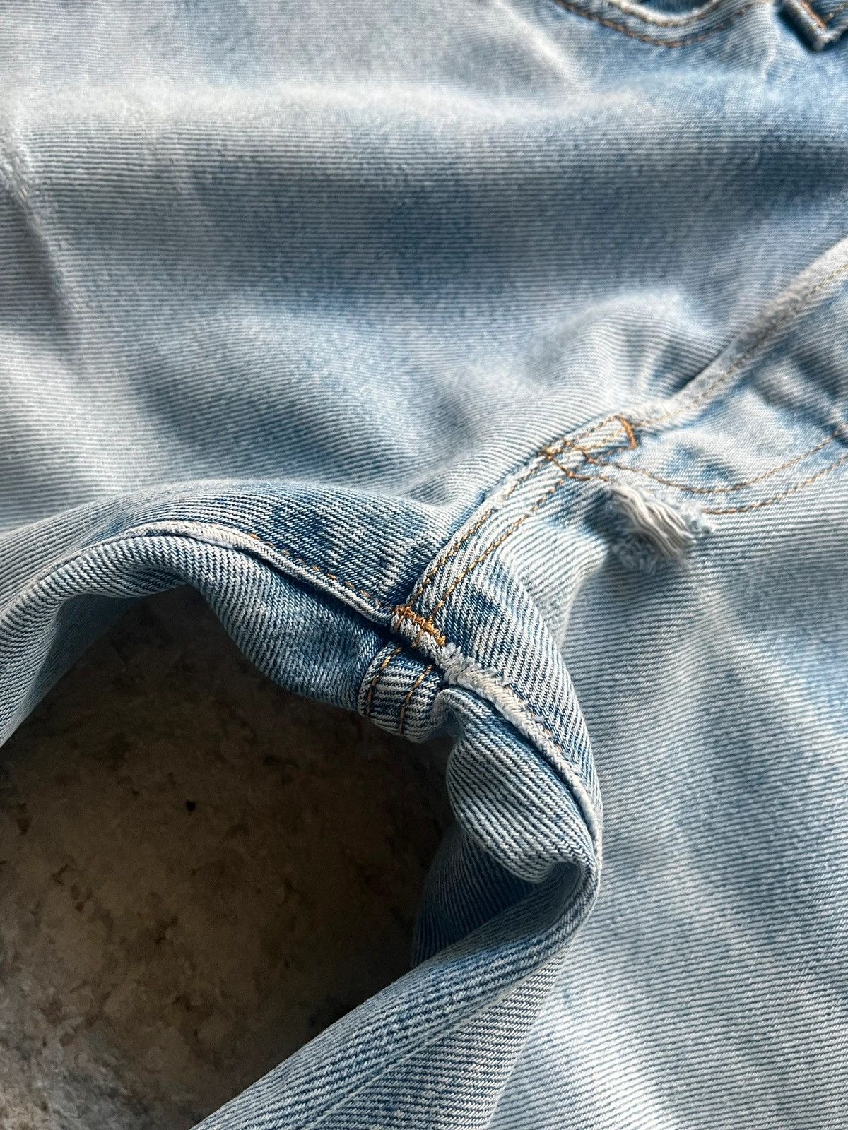 Levi's Levi's 501 Distressed Sz W 28 L 30 2008 Y2K Light Blue Size 28" / US 6 / IT 42 - 6 Thumbnail