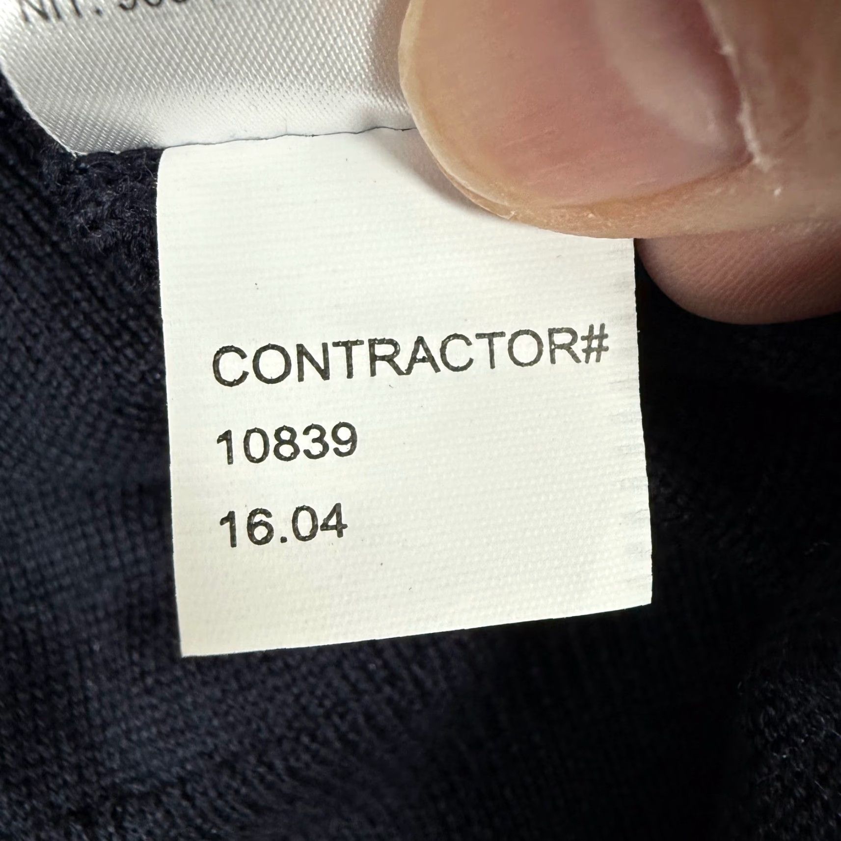 Calvin Klein Calvin Klein Italian Merino Wool V-Neck Sweater Men XL Knit Pullover Blue Size US XL / EU 56 / 4 - 5 Thumbnail