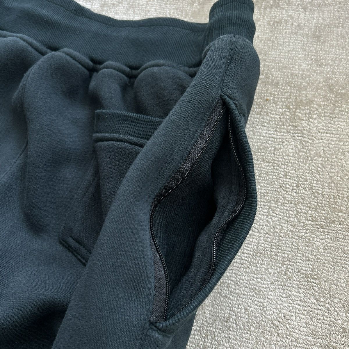 Nike Nike Air Baggy Black Sweatpants Size US 34 / EU 50 - 4 Thumbnail