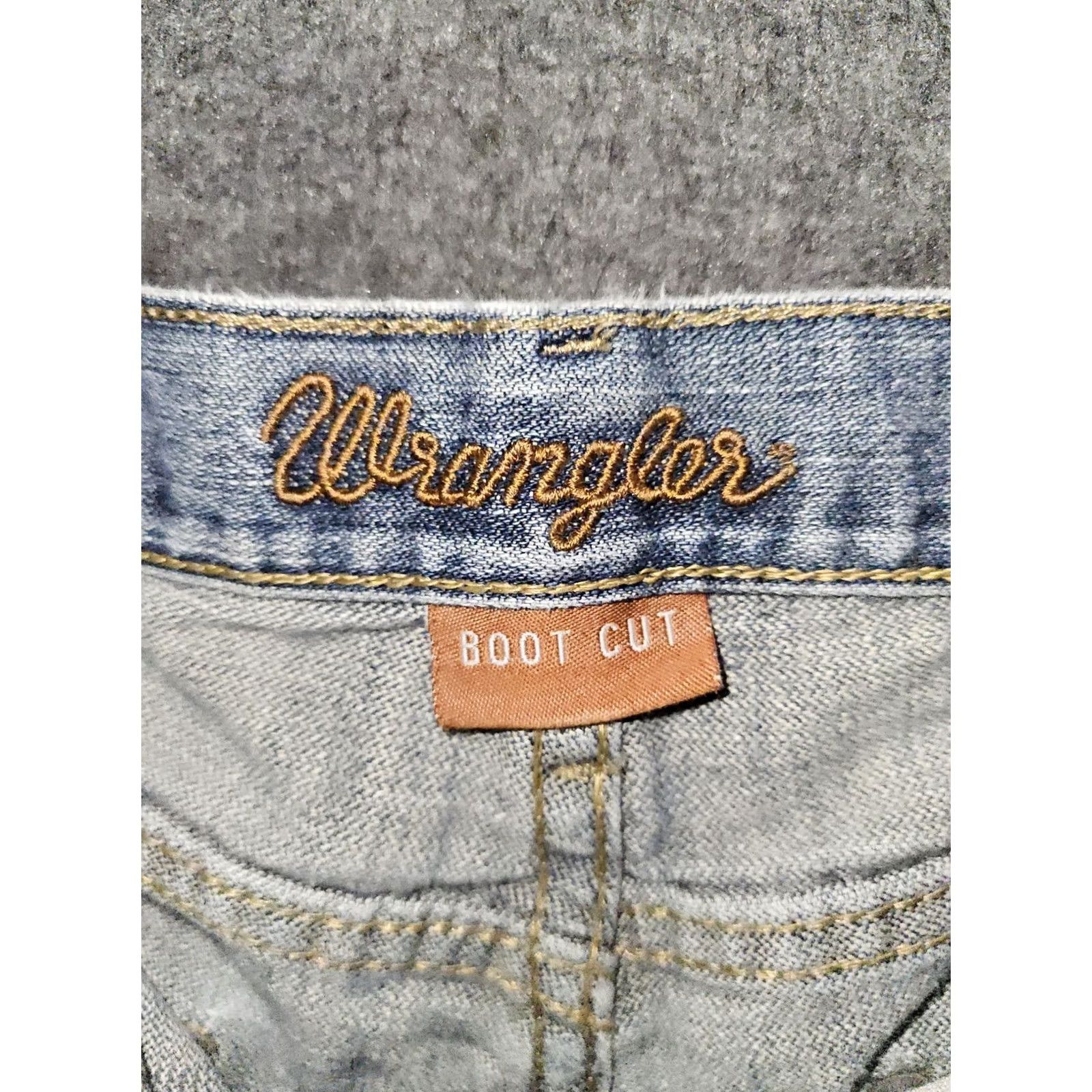 Wrangler VINTAGE Wrangler Bootcut Jeans Mens 34x36 Blue Denim Distressed Cowboy Western Size US 34 / EU 50 - 2 Thumbnail