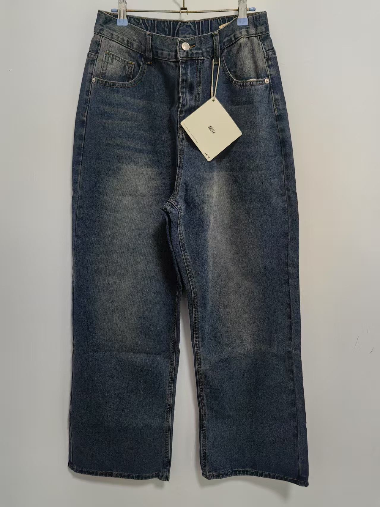 Jean Blue washed vintage straight loose jeans y2k Size US 32 / EU 48 - 1 Thumbnail