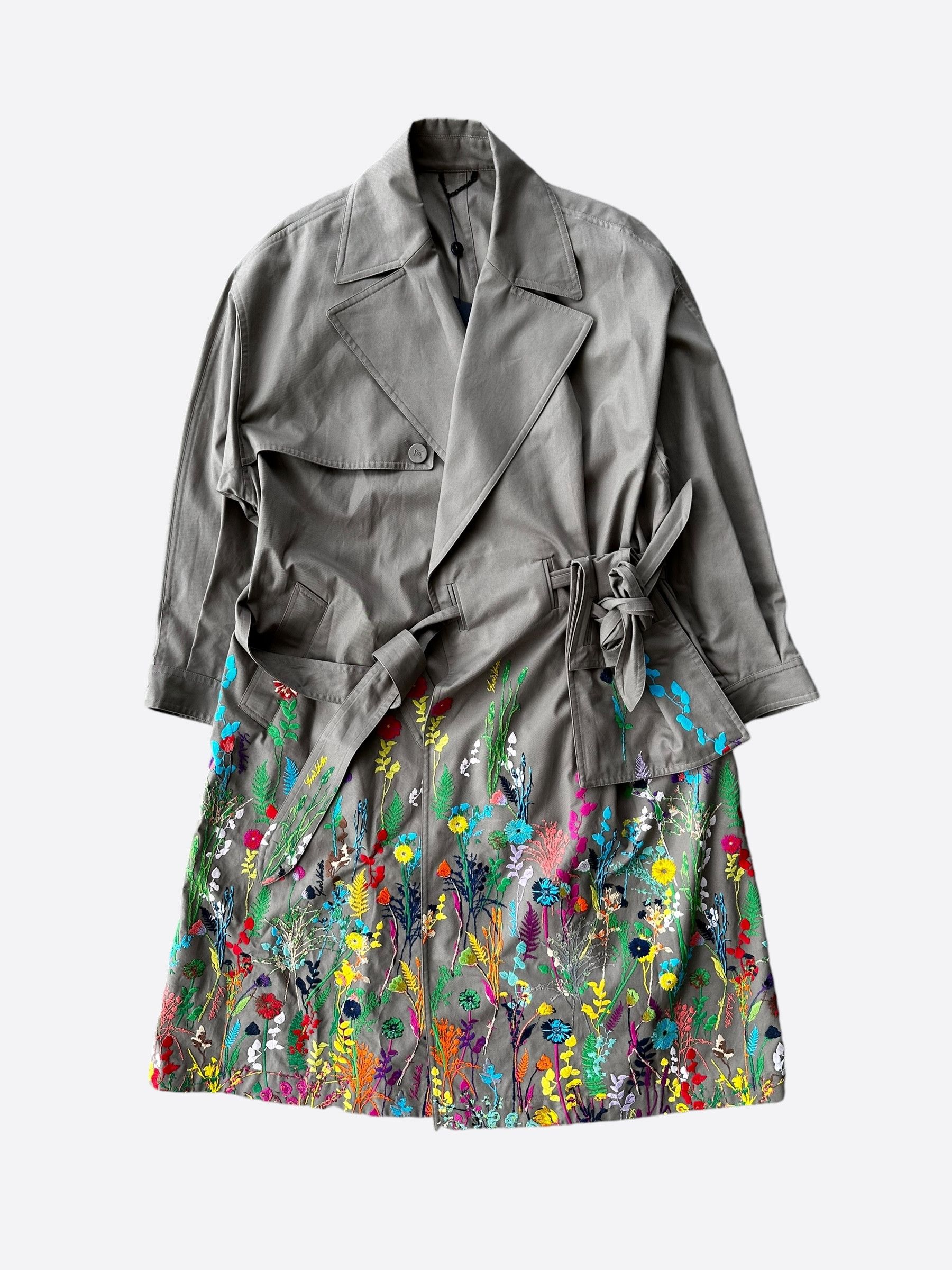 Louis Vuitton Louis Vuitton Beige Flower Embroidered Trench Jacket Size US L / EU 52-54 / 3 - 1 Thumbnail