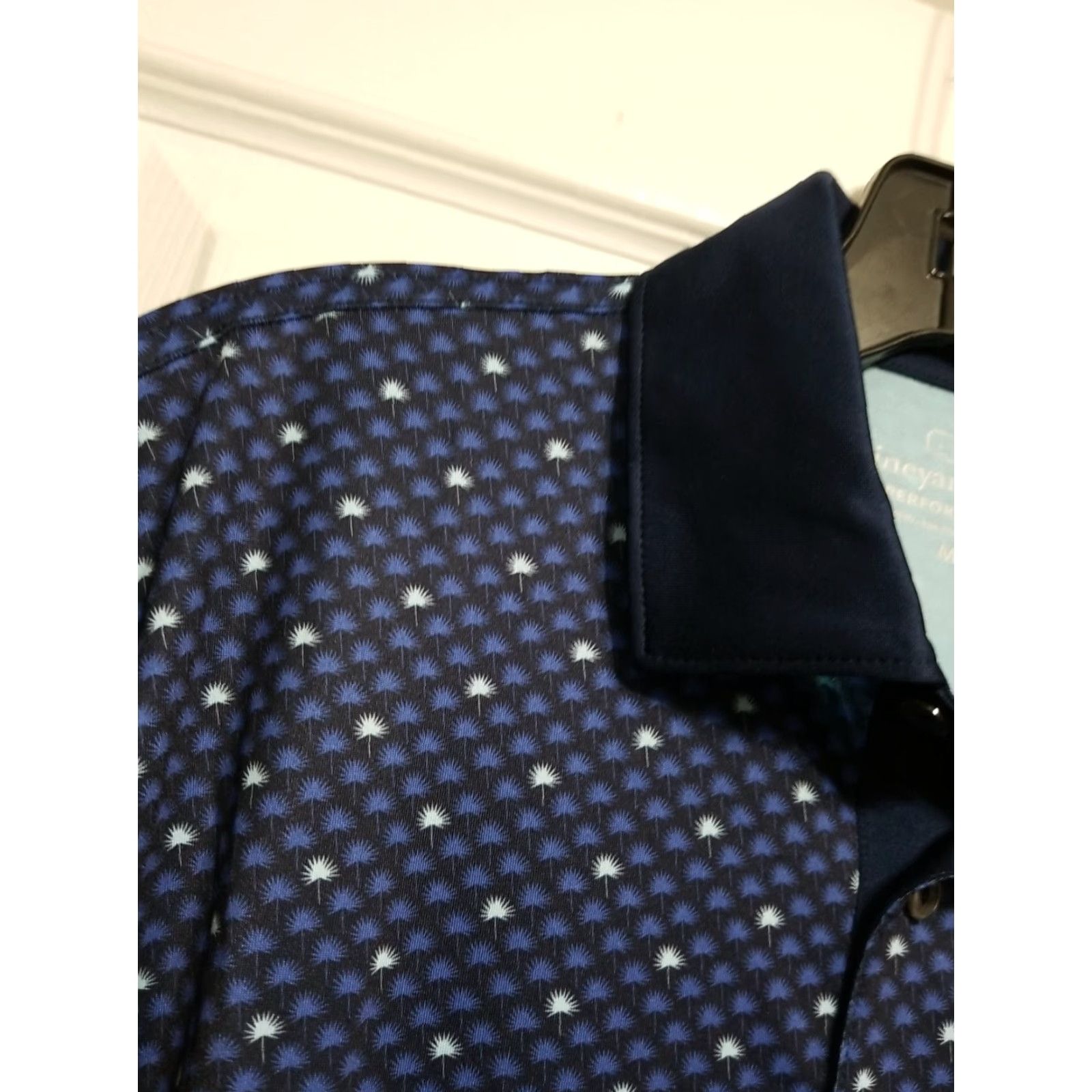 Vineyard Vines Vineyard Vines Performance Polo Men Medium Golf Shirt Dry Fit Multicolor Striped Size US M / EU 48-50 / 2 - 3 Thumbnail