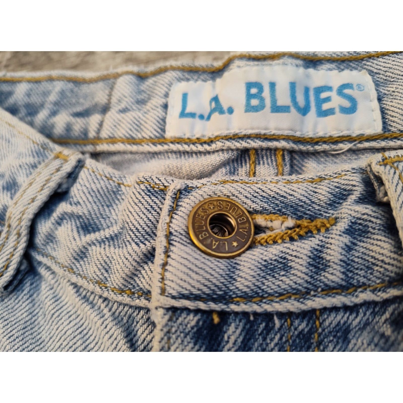 Vintage Vintage L.A. Blues Women’s Denim Jeans Size 12 Light Wash High Waist Slim Fit 90s Mom Style Size 34" / US 12 / IT 48 - 5 Thumbnail
