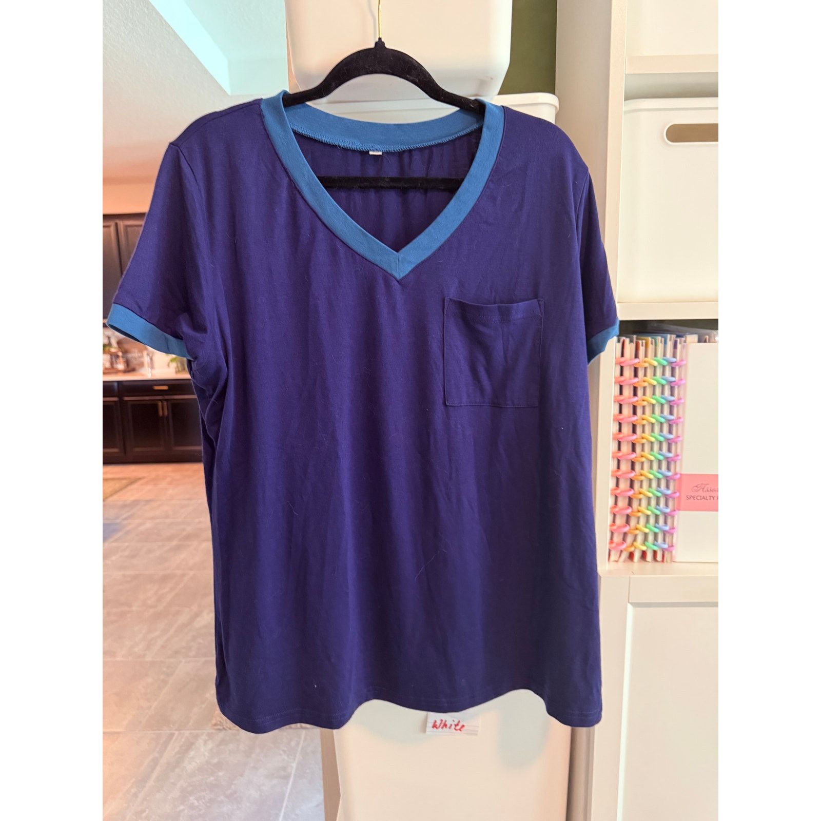 Other Women’s V-Neck Purple Blue Trim Chest Pocket Tee XL - C014 Size XL / US 12-14 / IT 48-50 - 2 Thumbnail