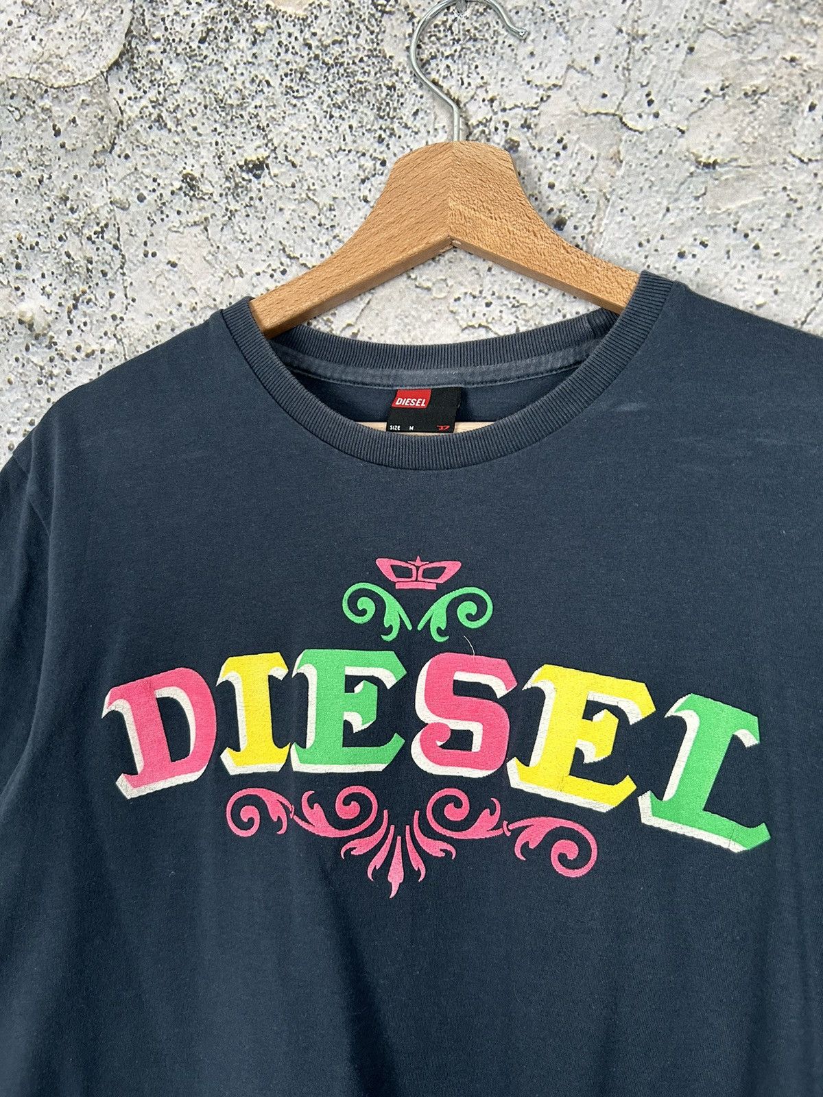 Diesel Diesel Y2K 00s Graphic Logo Tee Vintage Streetwear Size US M / EU 48-50 / 2 - 3 Thumbnail