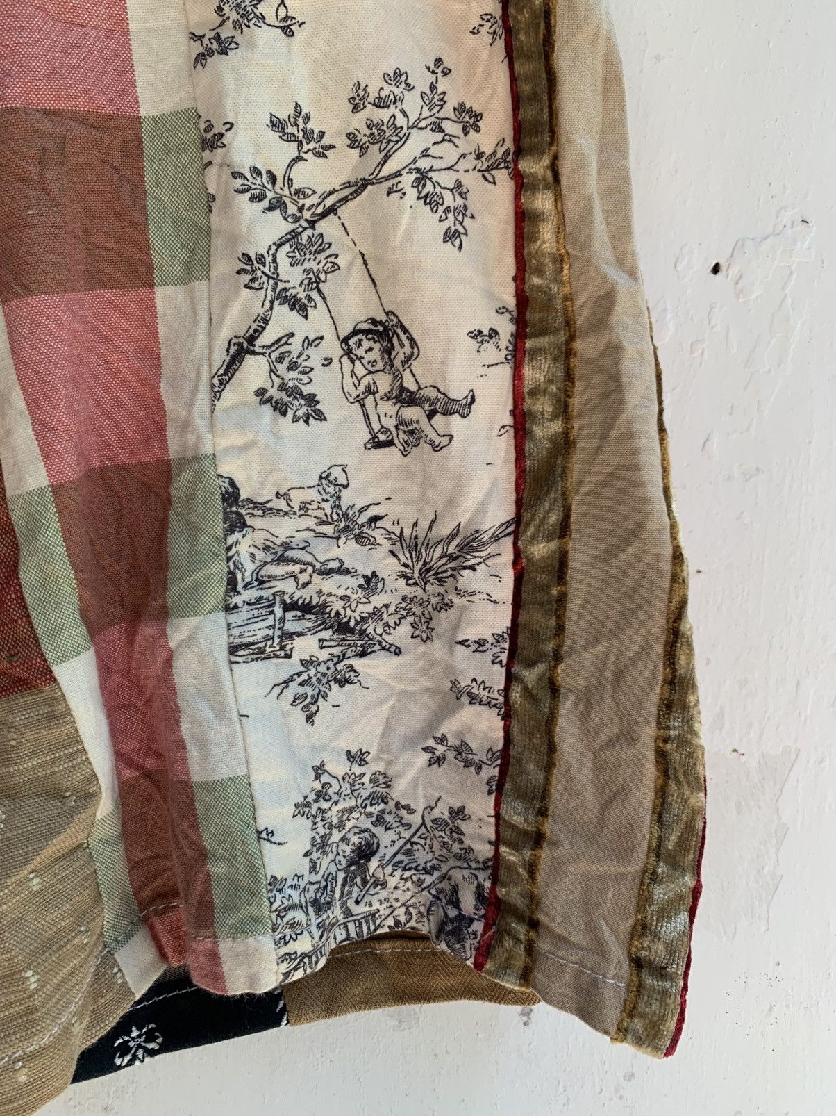 Monitaly Vintage Monitaly beautiful art patch work shorts Size US 34 / EU 50 - 2 Thumbnail