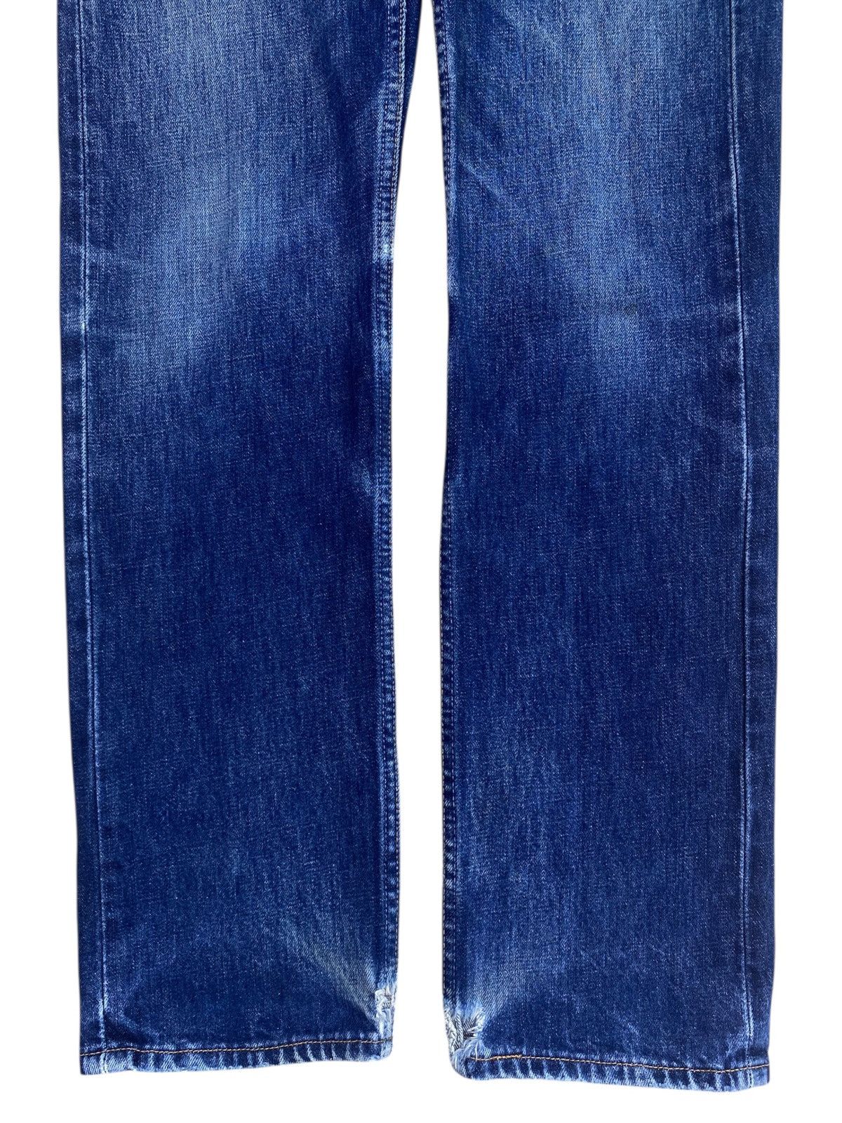 Levi's Levi’s Vintage Whiskers Dark Wash Style Straight Cut Jeans Size US 28 / EU 44 - 9 Thumbnail