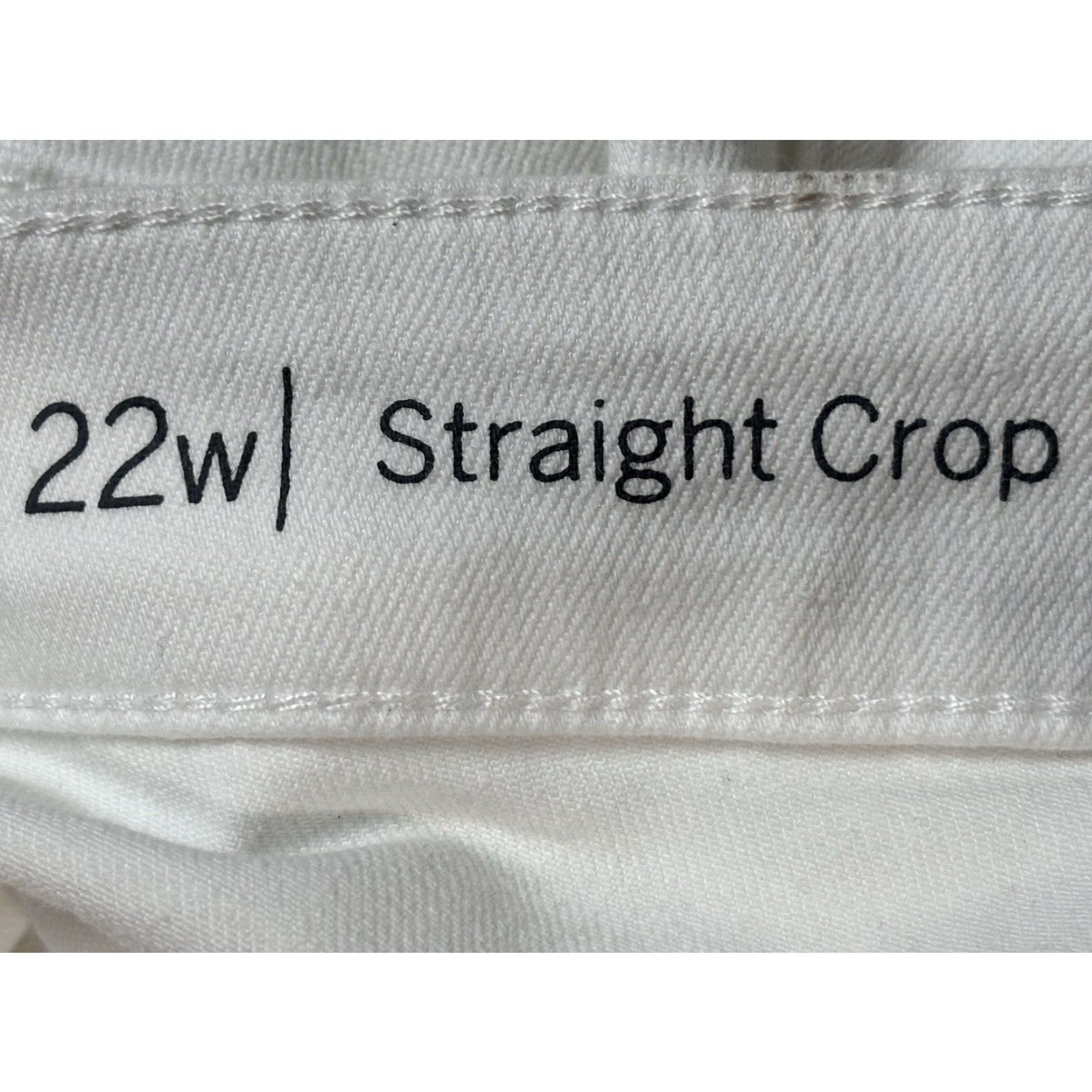 Talbots Talbots Plus 22W White Denim Straight Crop Jeans Womens Size 40" / US 18 - 5 Thumbnail
