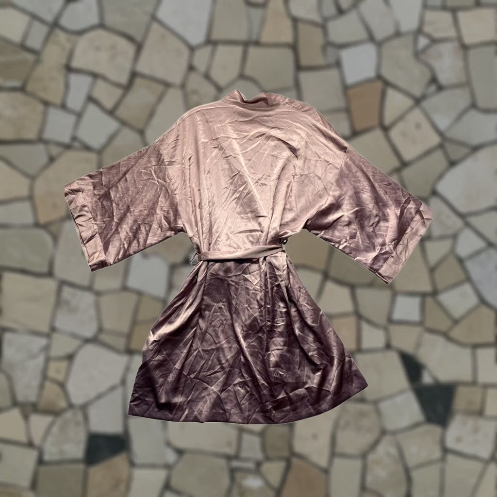 Victoria's Secret Victorias Secret Womens Satin Kimono Robe M/L Light Pink #7104 Size ONE SIZE - 1 Thumbnail