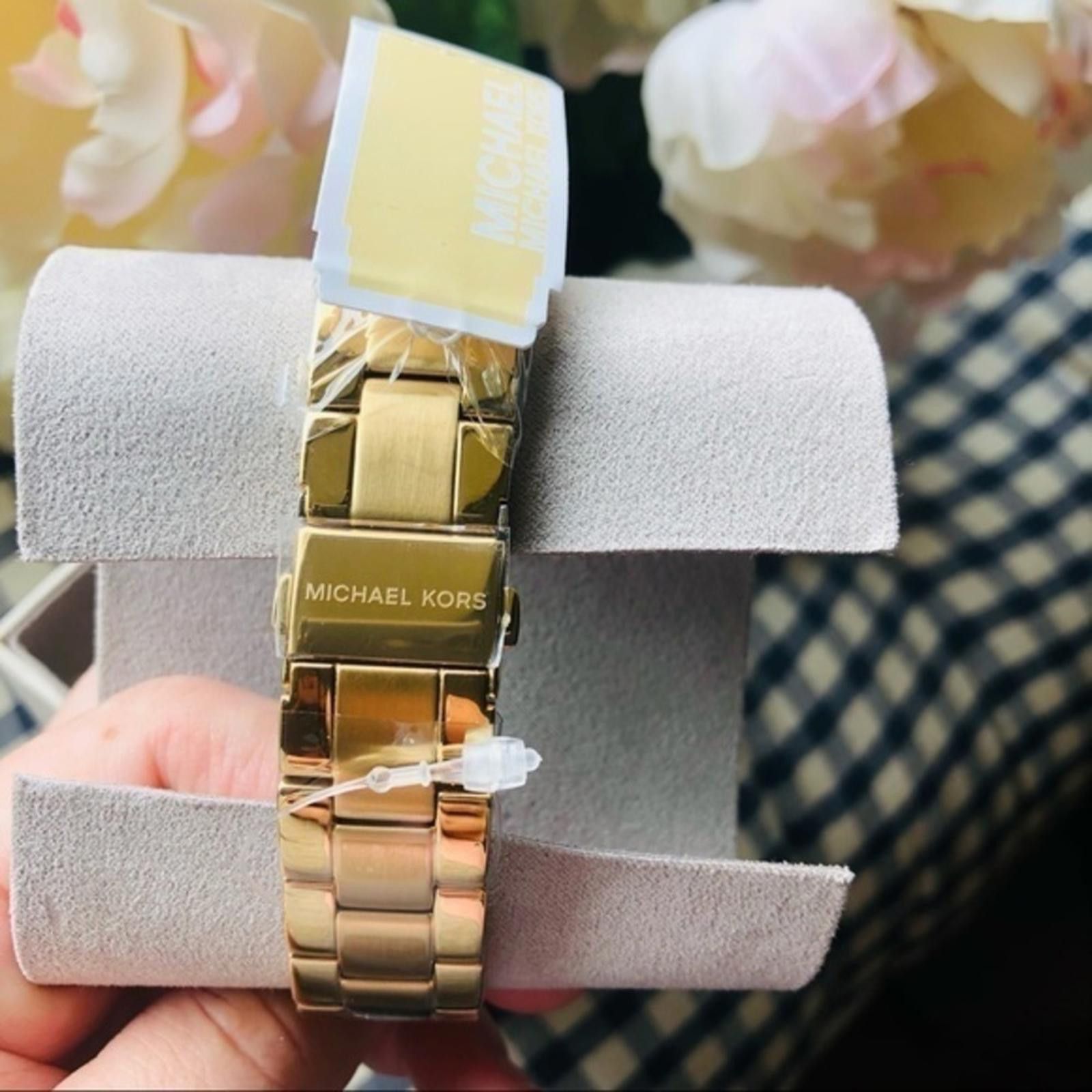Michael Kors Michael Kors Gold Watch NWT Size ONE SIZE - 4 Thumbnail