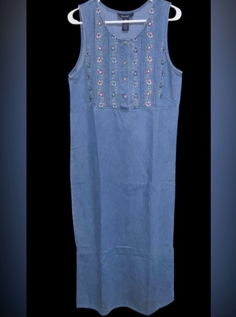 Denim & Co. Denim & Co Embroidered Denim Maxi Dress Small Cottagecore Size S / US 4 / IT 40 - 1 Thumbnail