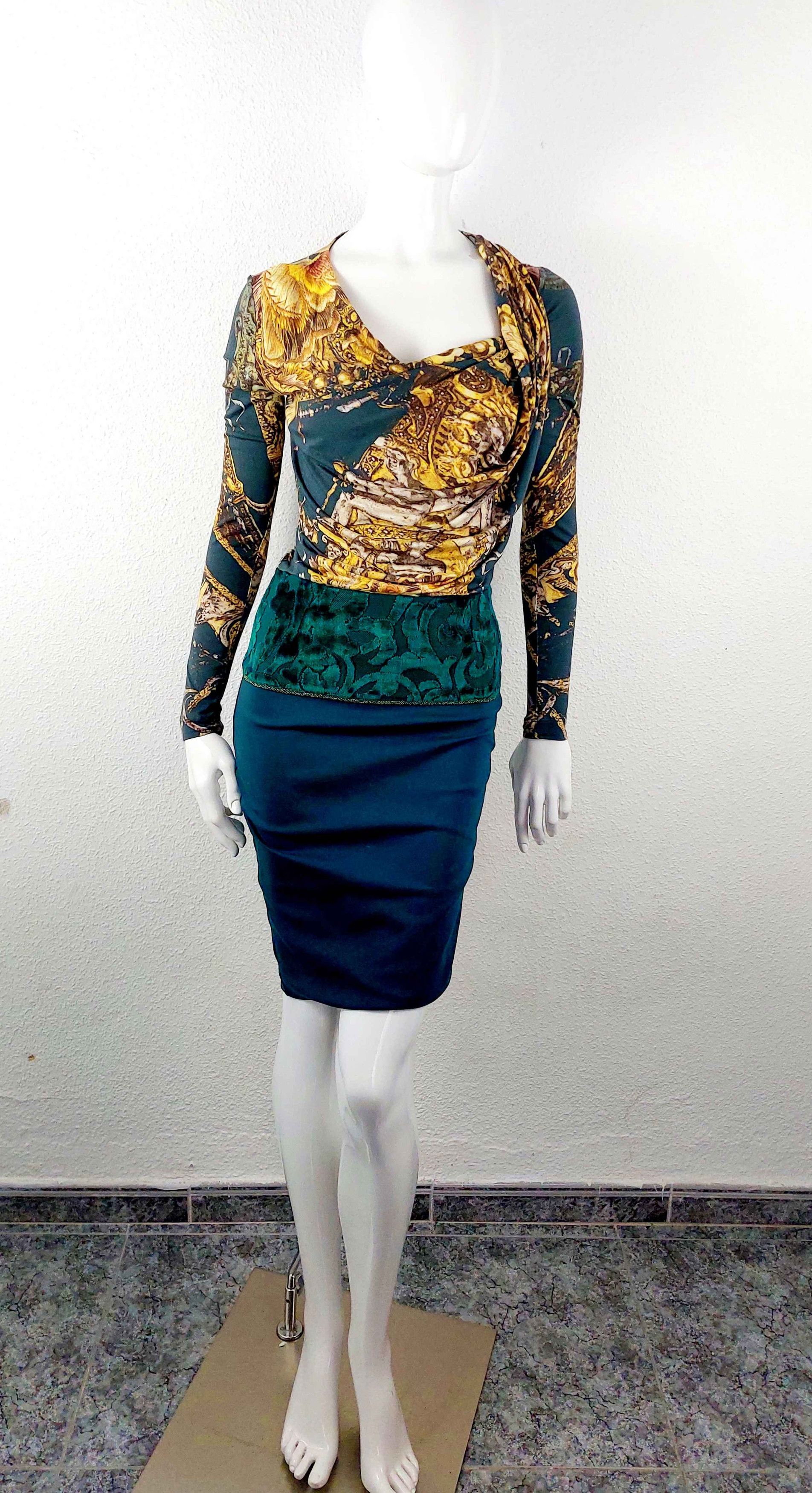 Roberto Cavalli Roberto Cavalli Greek Medusa Baroque Velvet Dress Size XS / US 0-2 / IT 36-38 - 2 Thumbnail