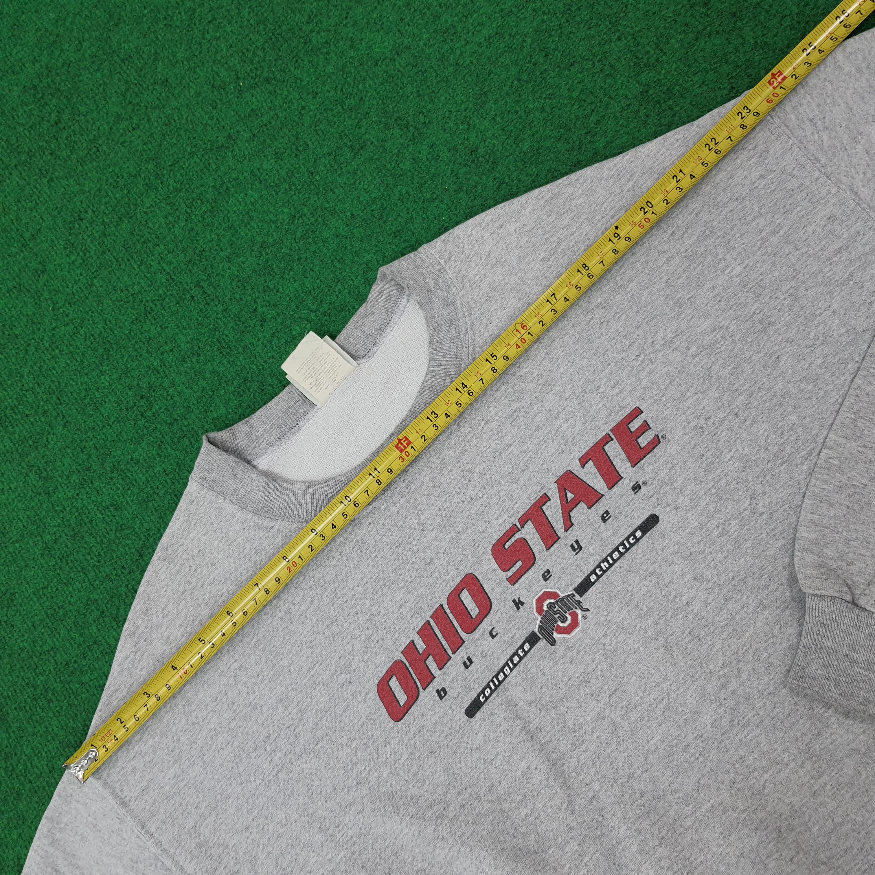 NFL Vintage Ohio State Buckeyes Football Team Sweatshirt C248N13 Size US L / EU 52-54 / 3 - 8 Thumbnail