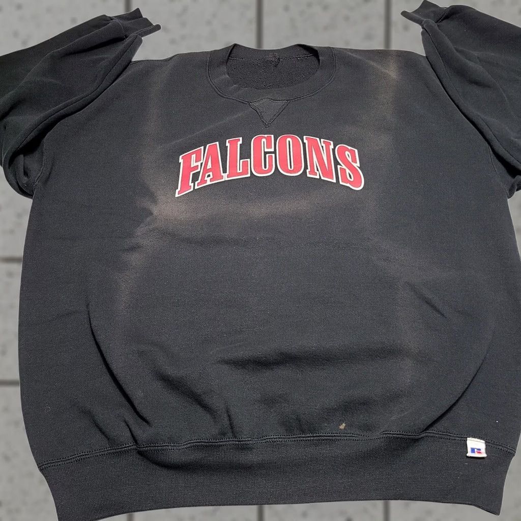 Russell Athletic VINTAGE Russell Athletic Atlanta Falcons Sweatshirt 2XL Black Mens Crew Neck Pullover Sweatshirt Sun Faded Size US XXL / EU 58 / 5 - 1 Thumbnail