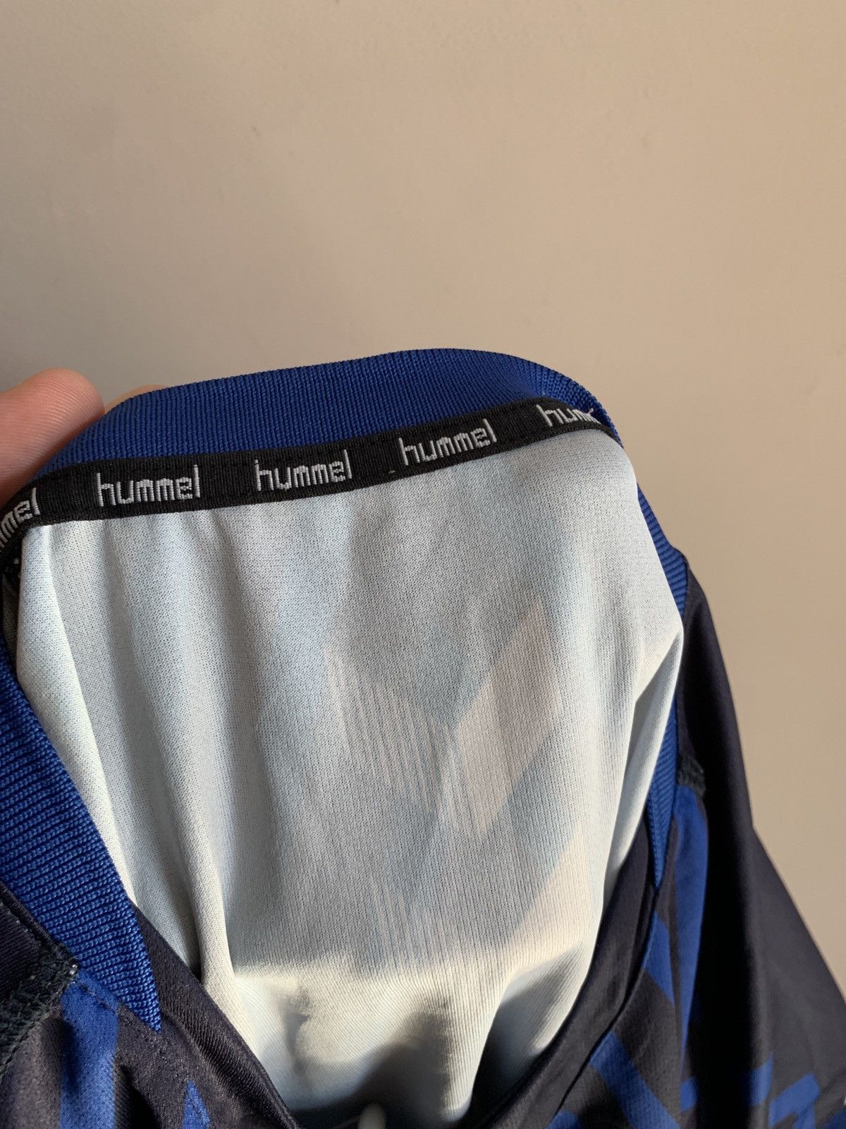 Hummel Hull F.C Training Rugby League Shirt Hummel Jersey Size M Size US M / EU 48-50 / 2 - 6 Thumbnail
