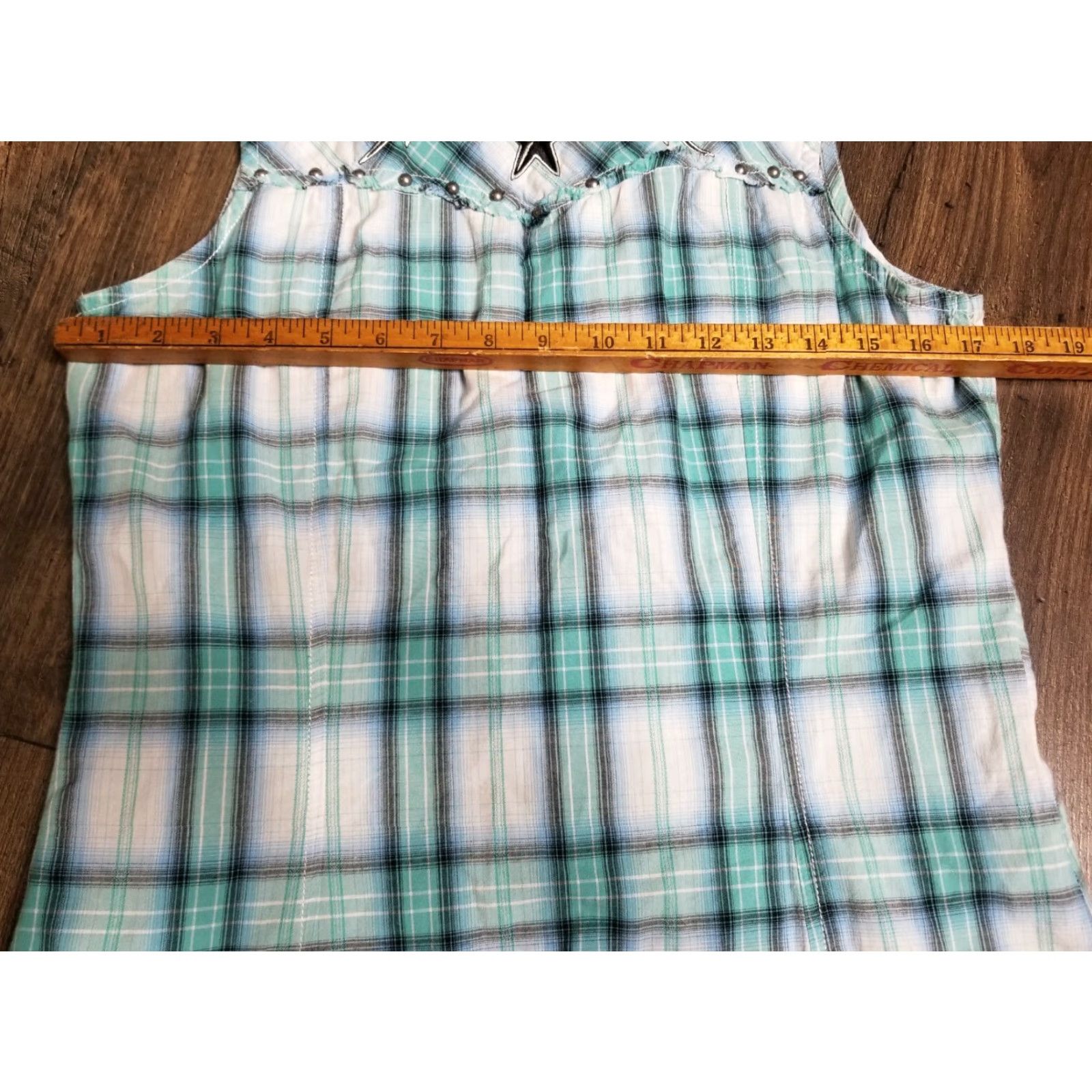 Harley Davidson VINTAGE Harley-Davidson Womens Medium Plaid Sleeveless Button-Up Shirt Collared Logo Cotton Woven 80s Size M / US 6-8 / IT 42-44 - 3 Thumbnail