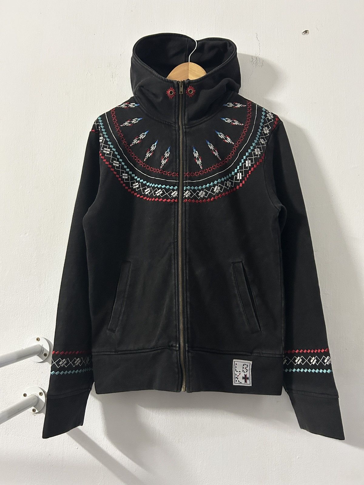 Japanese Brand Vintage Low Blow Knuckle Hoodie Aztec Design Size US S / EU 44-46 / 1 - 1 Thumbnail