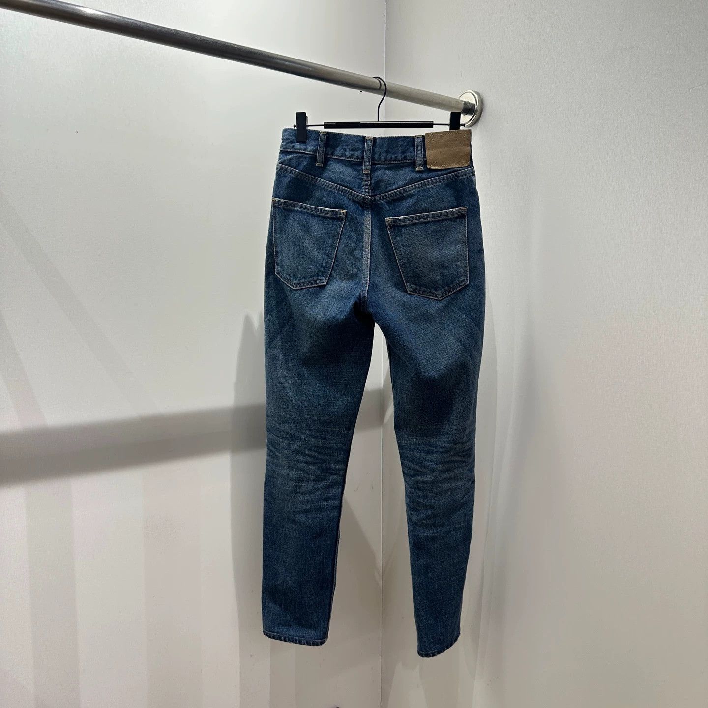 Celine Celine mar41 Classic Leather Patch Jeans 26 Cotton Size 26" / US 2 / IT 38 - 2 Thumbnail