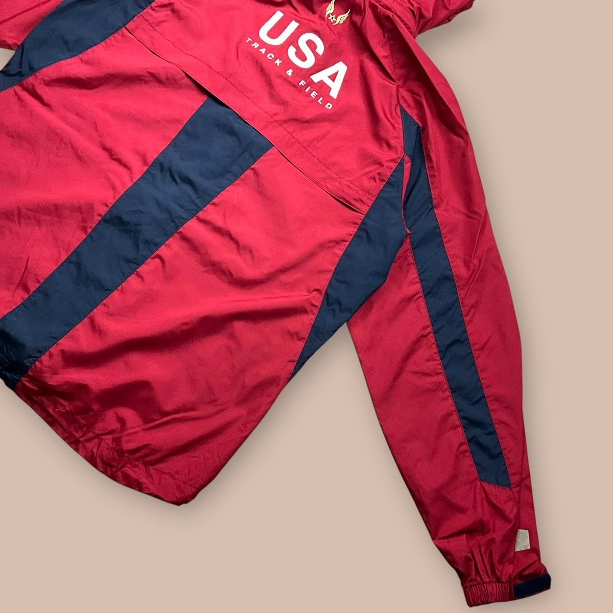 Nike Nike Windbreaker USA Track&Field Y2K Olympic Red Jacket Size US L / EU 52-54 / 3 - 16 Thumbnail