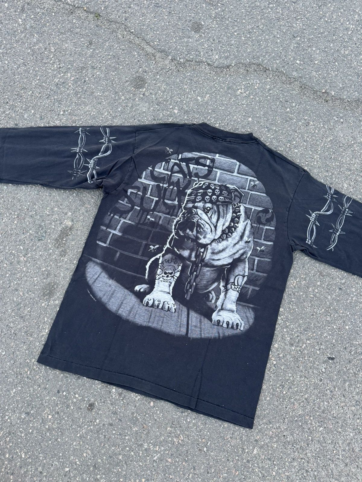 Vintage Vintage 1996 Liquid Blue Bulldog Over Print Size US XL / EU 56 / 4 - 9 Thumbnail