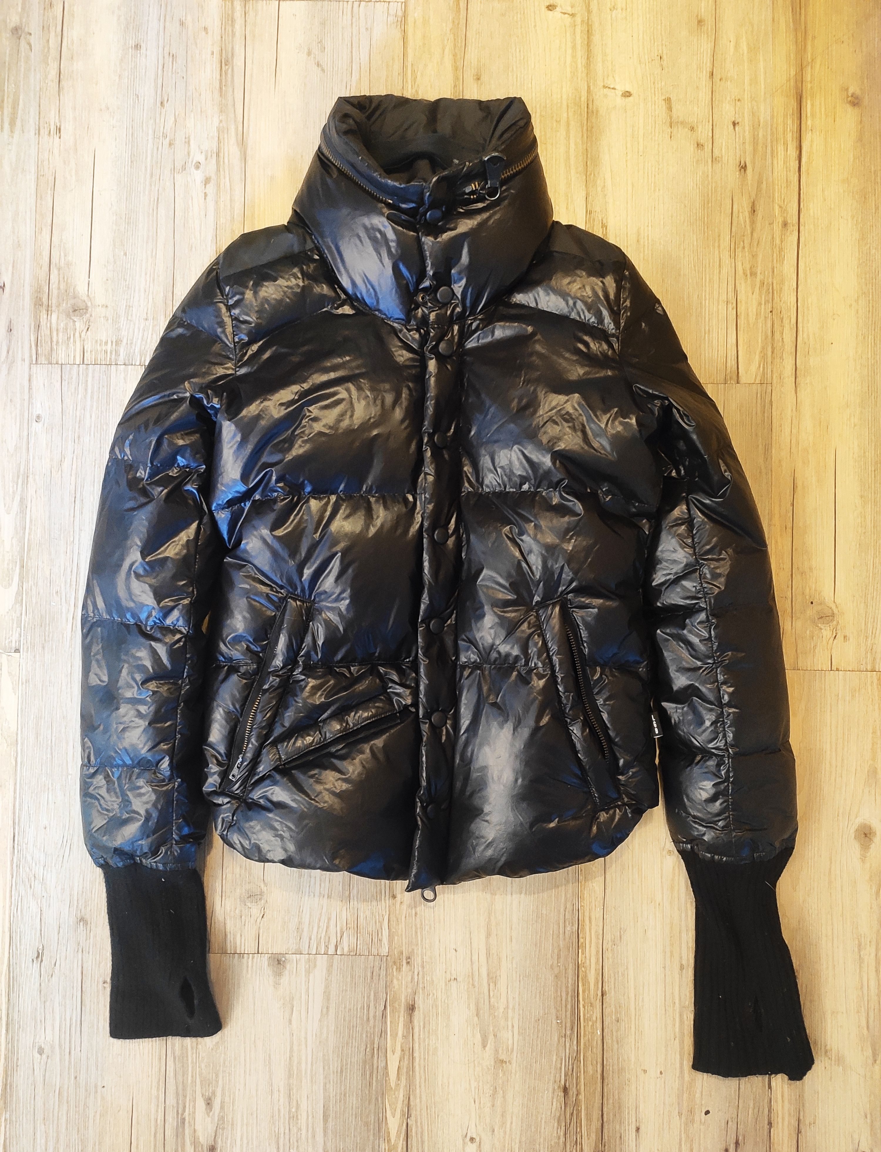 Le Grande Bleu (L.G.B.) Aestethic puffer.Like Rick Owens or Boris Bidjan Saberi Size S / US 4 / IT 40 - 1 Thumbnail