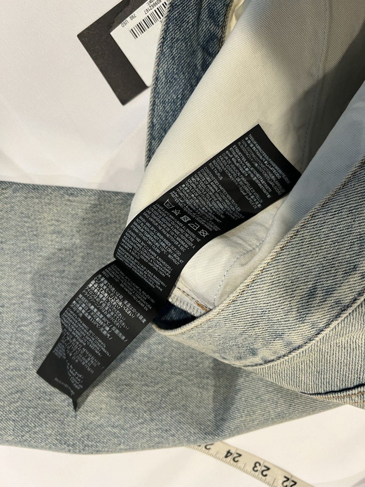 Saint Laurent Paris Saint Laurent men’s ripped blue jeans. 36. $890 Size US 36 / EU 52 - 12 Thumbnail