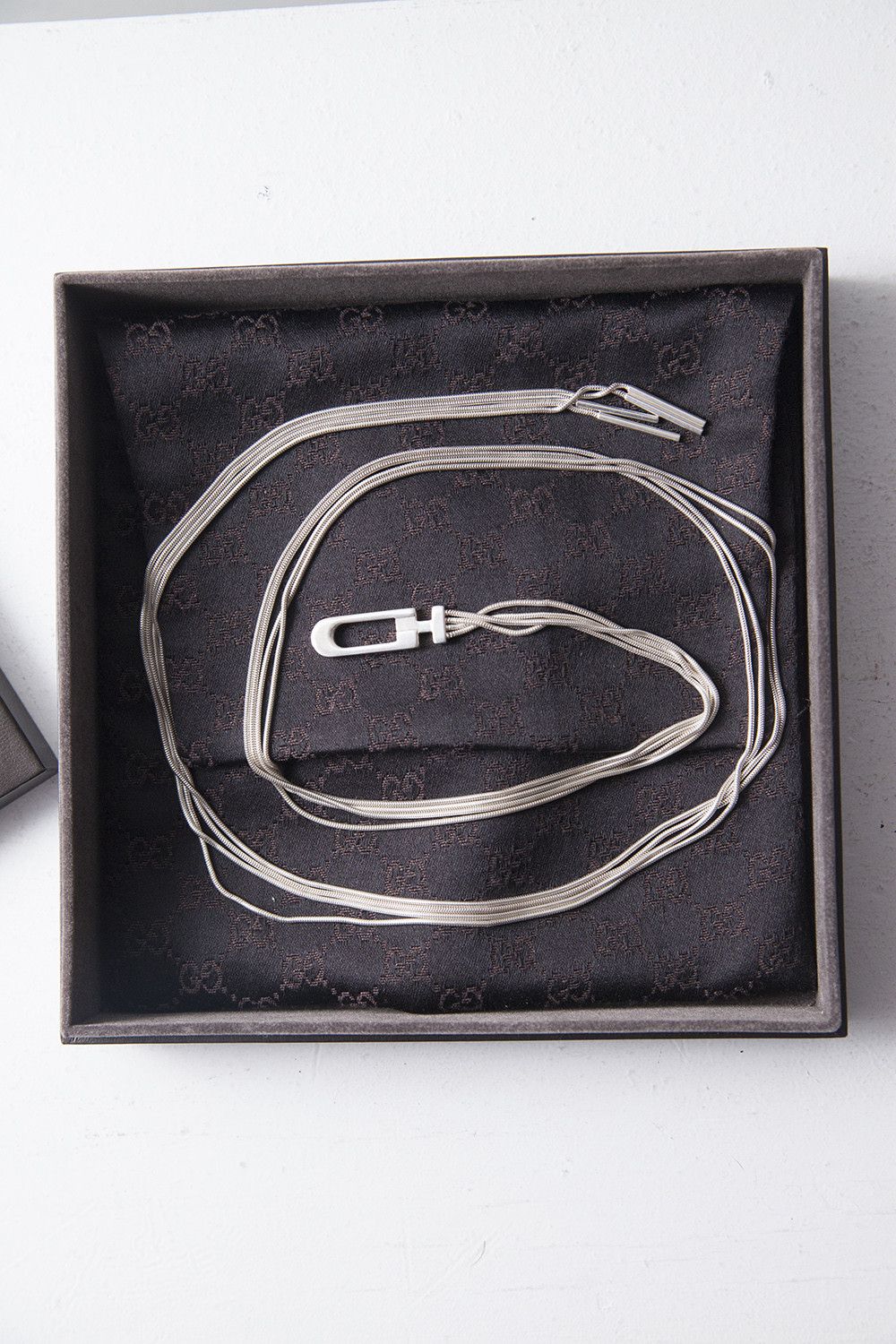 Gucci Sterling silver G buckle necklace Size ONE SIZE - 8 Thumbnail