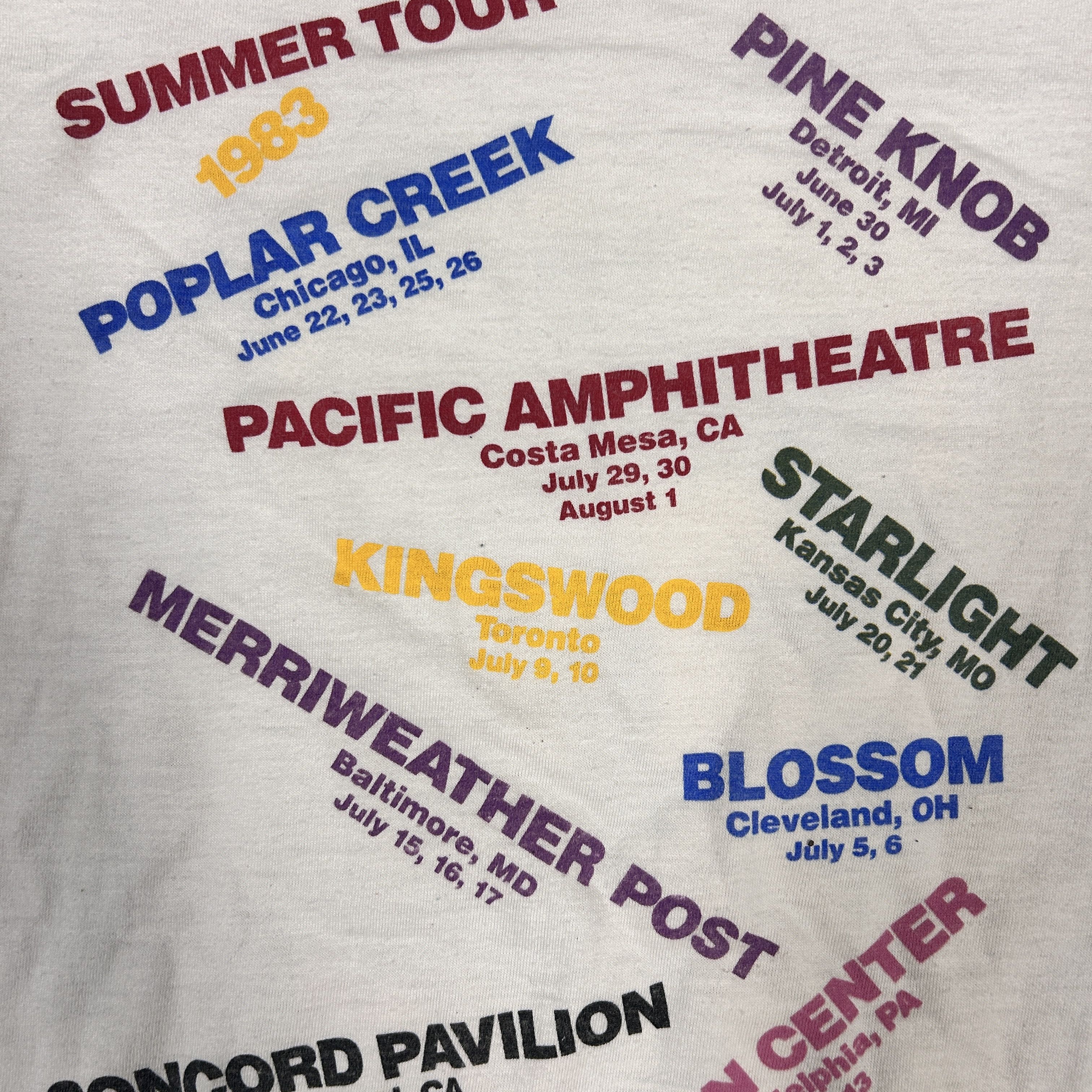 Other Vintage 80s Barry Manilow "Hot Tonight" 1983 Tour Raglan Sleeve T-Shirt Size US L / EU 52-54 / 3 - 3 Thumbnail