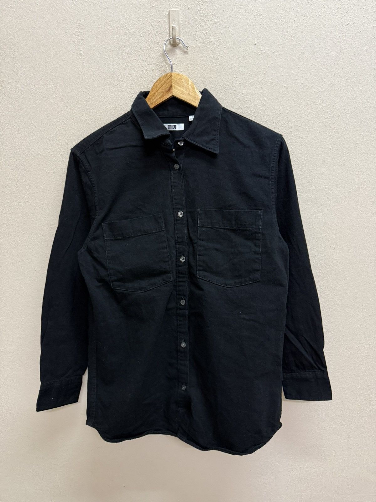 Uniqlo Uniqlo Button Up Black Shirt Size US S / EU 44-46 / 1 - 12 Thumbnail