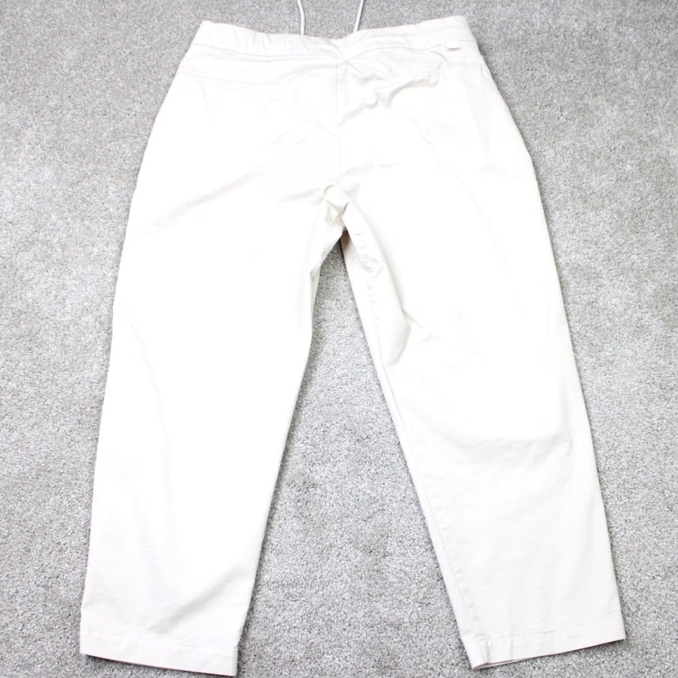 Nike Nike Pants Mens 34 Beige Cropped Tapered Poet? (Note: Unable to generate a proper title within constraints.) Size US 34 / EU 50 - 6 Thumbnail