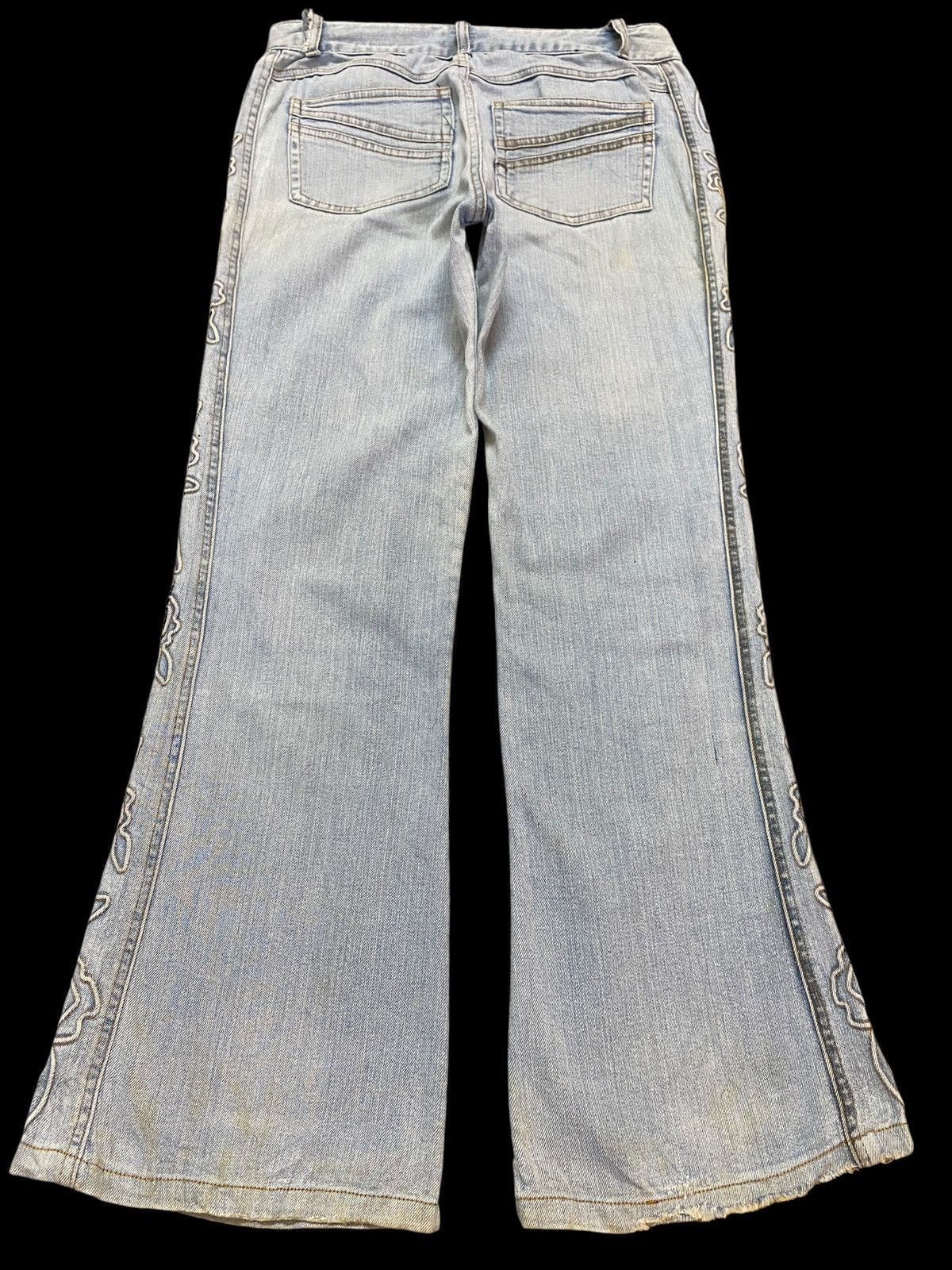 Japanese Brand Vintage Japanese Brands Faded Wash Flare Soft Jeans Size US 29 - 3 Thumbnail