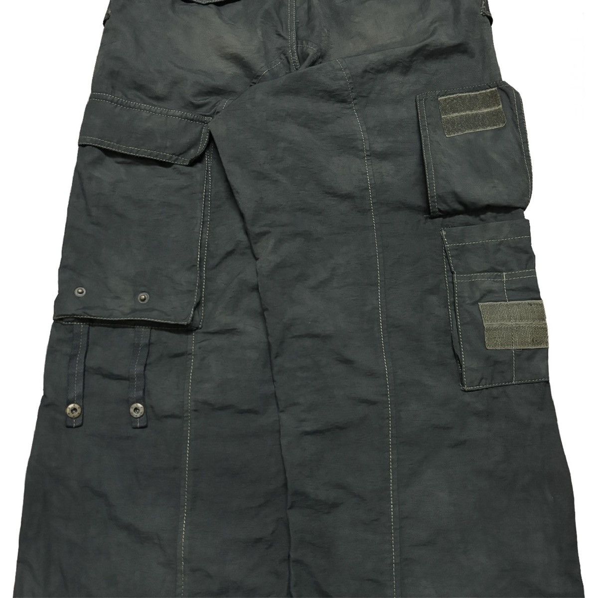 GOA 00s G.O.A Multi Pockets Flare Cargo Pants Size US 33 - 7 Thumbnail