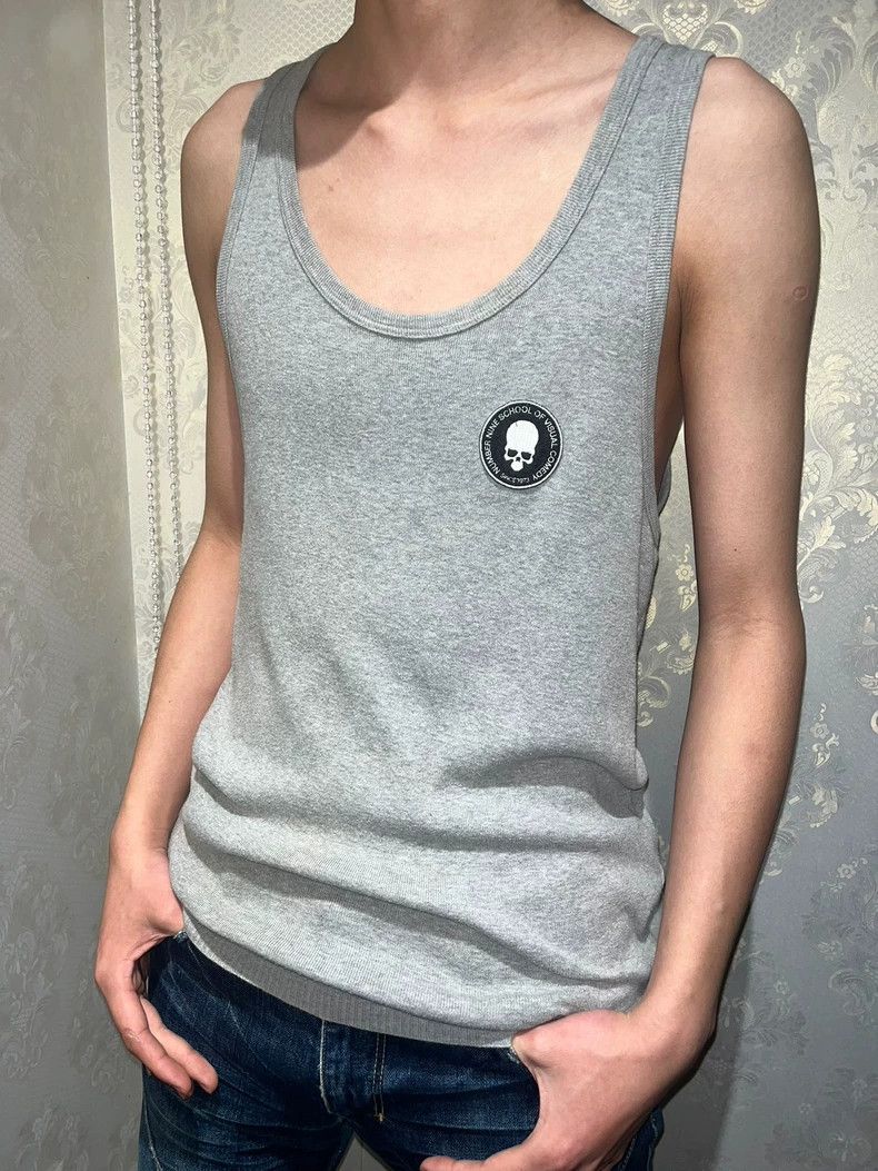 Number (N)ine Number (N)ine01ss show skull vest 2503-Nextarrow Size US L / EU 52-54 / 3 - 2 Thumbnail
