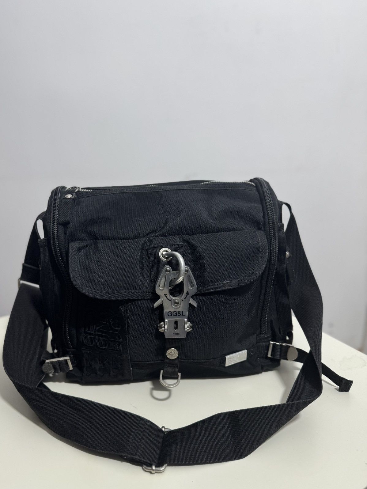 Vintage GG&L MR. POSTMAN MESSENGER CROSSBODY BAG