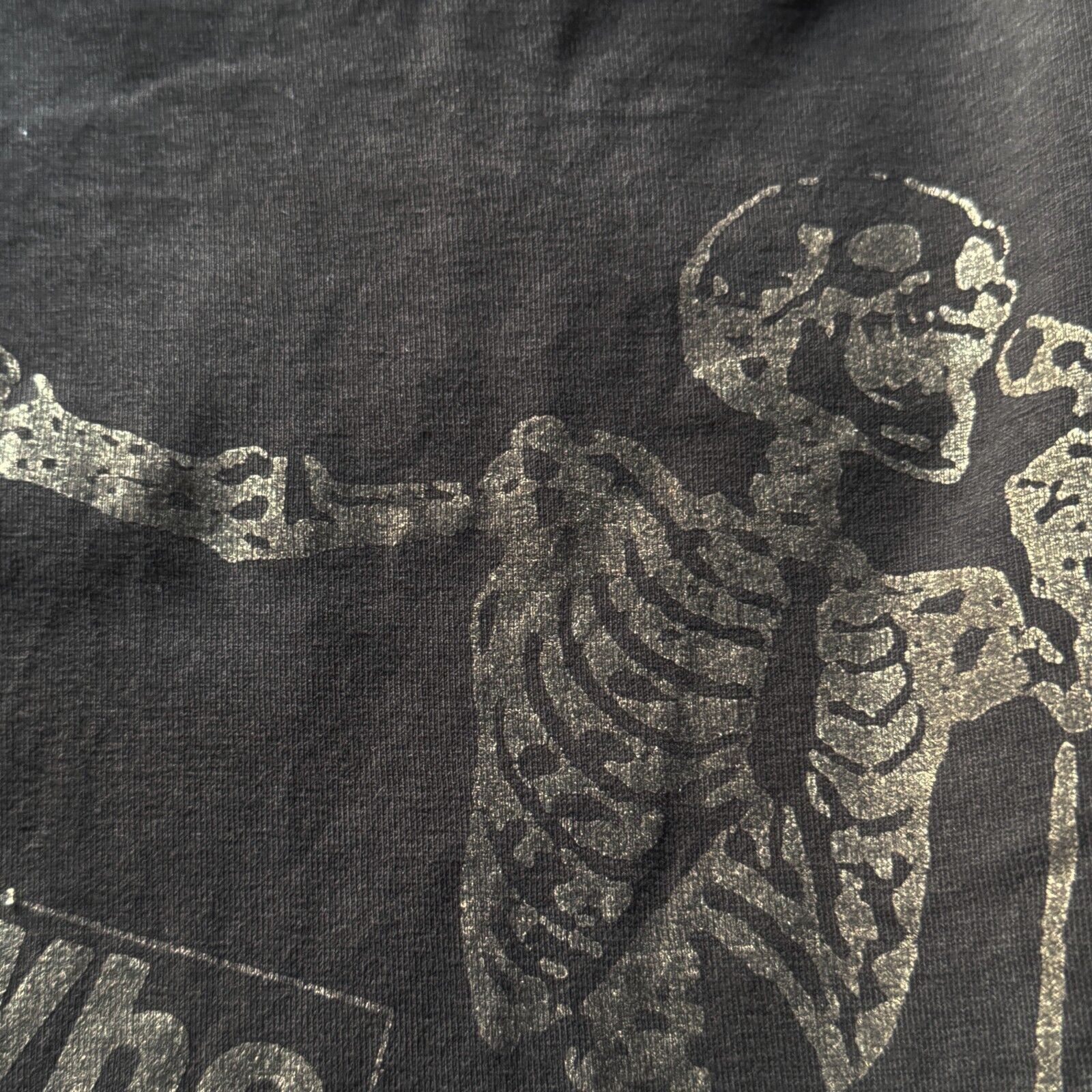 Uniqlo Who Laughs Last? Barbara Krueger Rage Against Machine Shirt Size US M / EU 48-50 / 2 - 6 Thumbnail