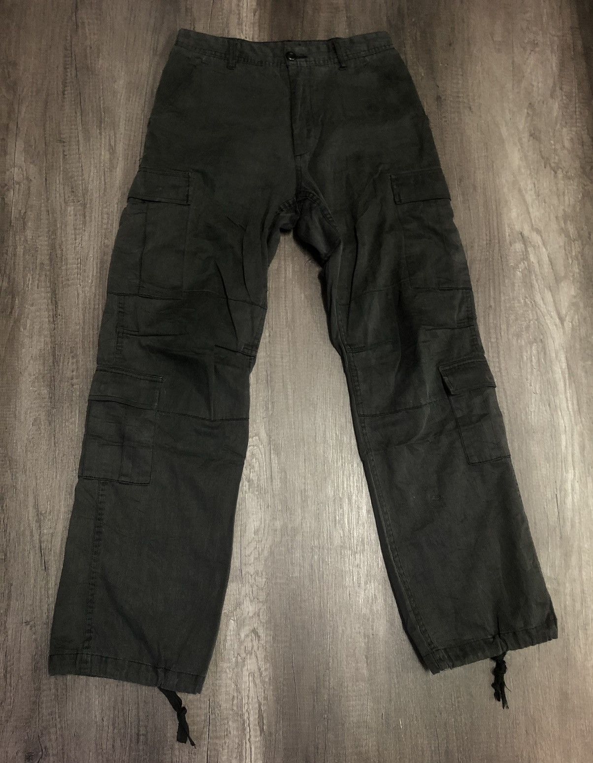 Vintage Vintage Cargo Multi Pocket Military Pants Us Army Style Size US 30 / EU 46 - 1 Thumbnail
