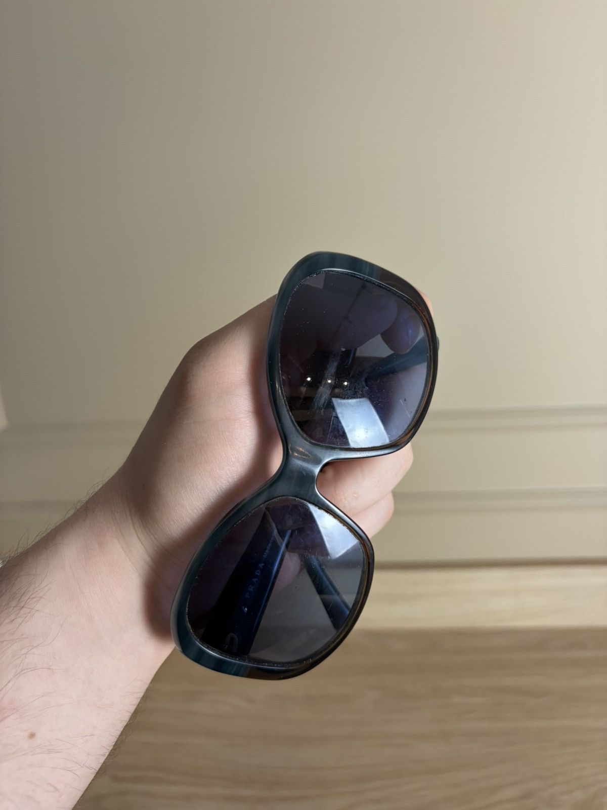 Prada Y2K PRADA OVERSIZED MASK SPR03M SUNGLASSES PUNK ROCK Size ONE SIZE - 6 Thumbnail