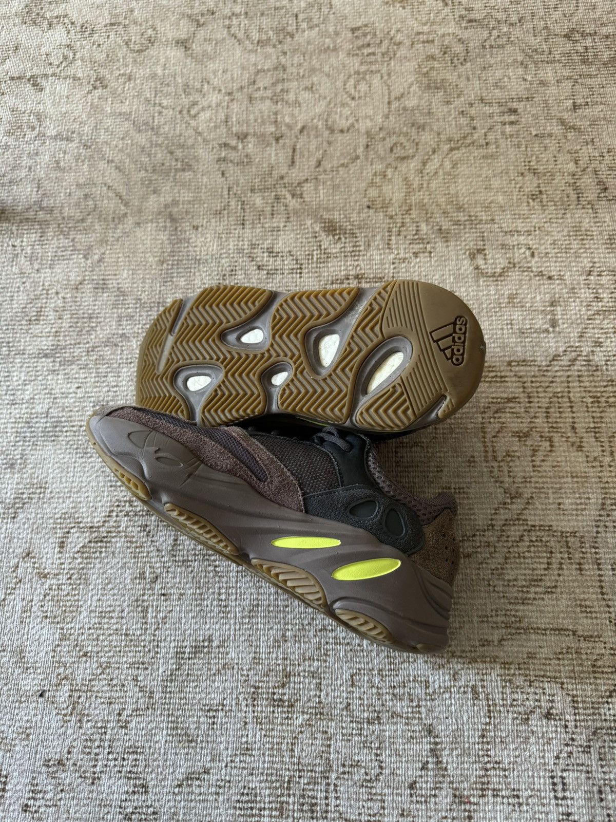 Adidas × Yeezy Adidas Yeezy Boost 700 Size US 7.5 / EU 40-41 - 3 Thumbnail