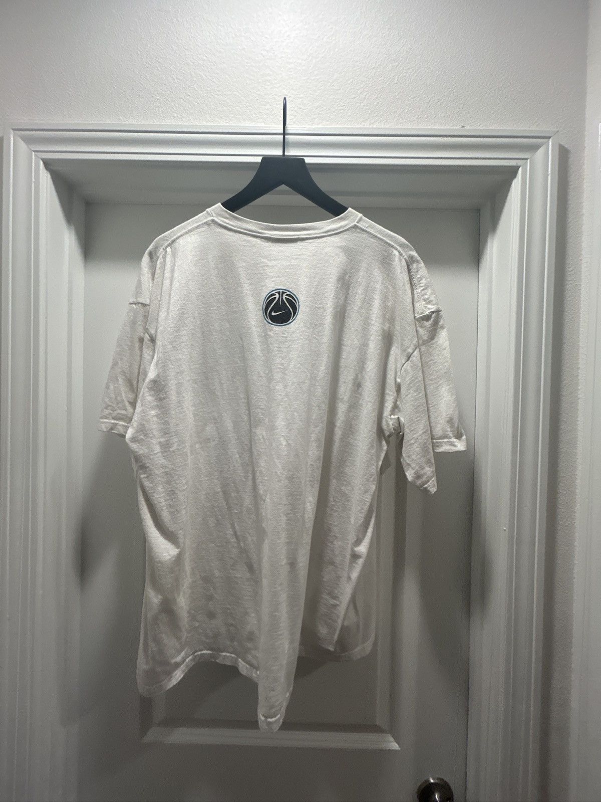 Other Nike “killer splash” Y2K basketball tee Size US XL / EU 56 / 4 - 4 Thumbnail