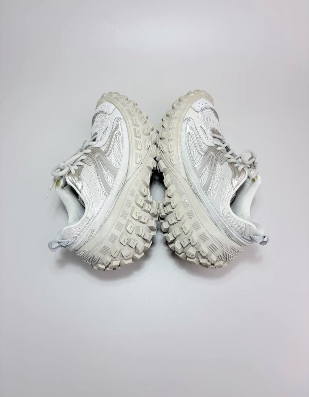 Balenciaga BALENCIAGA Light Brown Tire Sneakers K1 Size US 8 / EU 41 - 5 Thumbnail