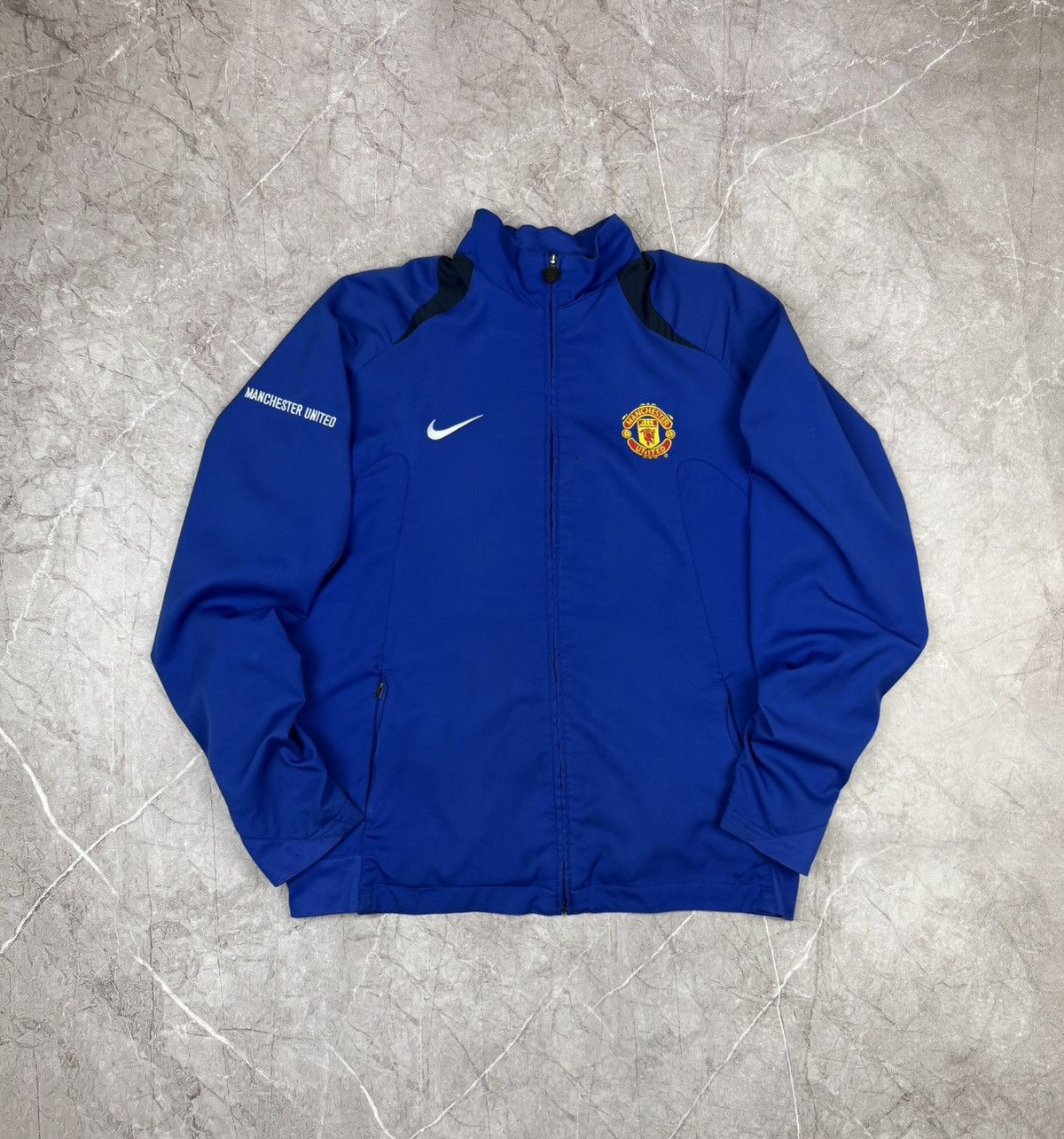 Nike Vintage Nike Manchester United Football Jacket Soccer Size US L / EU 52-54 / 3 - 1 Thumbnail