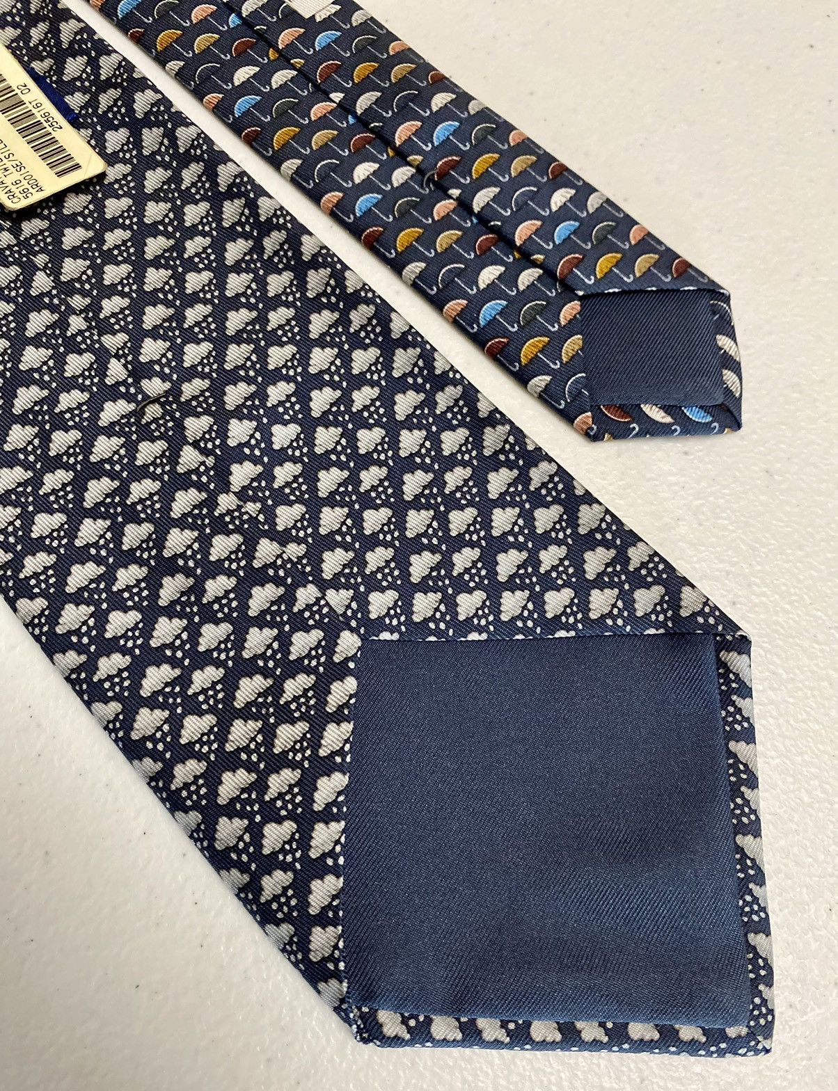 Hermes Hermès 🇫🇷 Blue Rainy Day Cover 5616 MA Vintage Print Tie NWT Size ONE SIZE - 9 Thumbnail