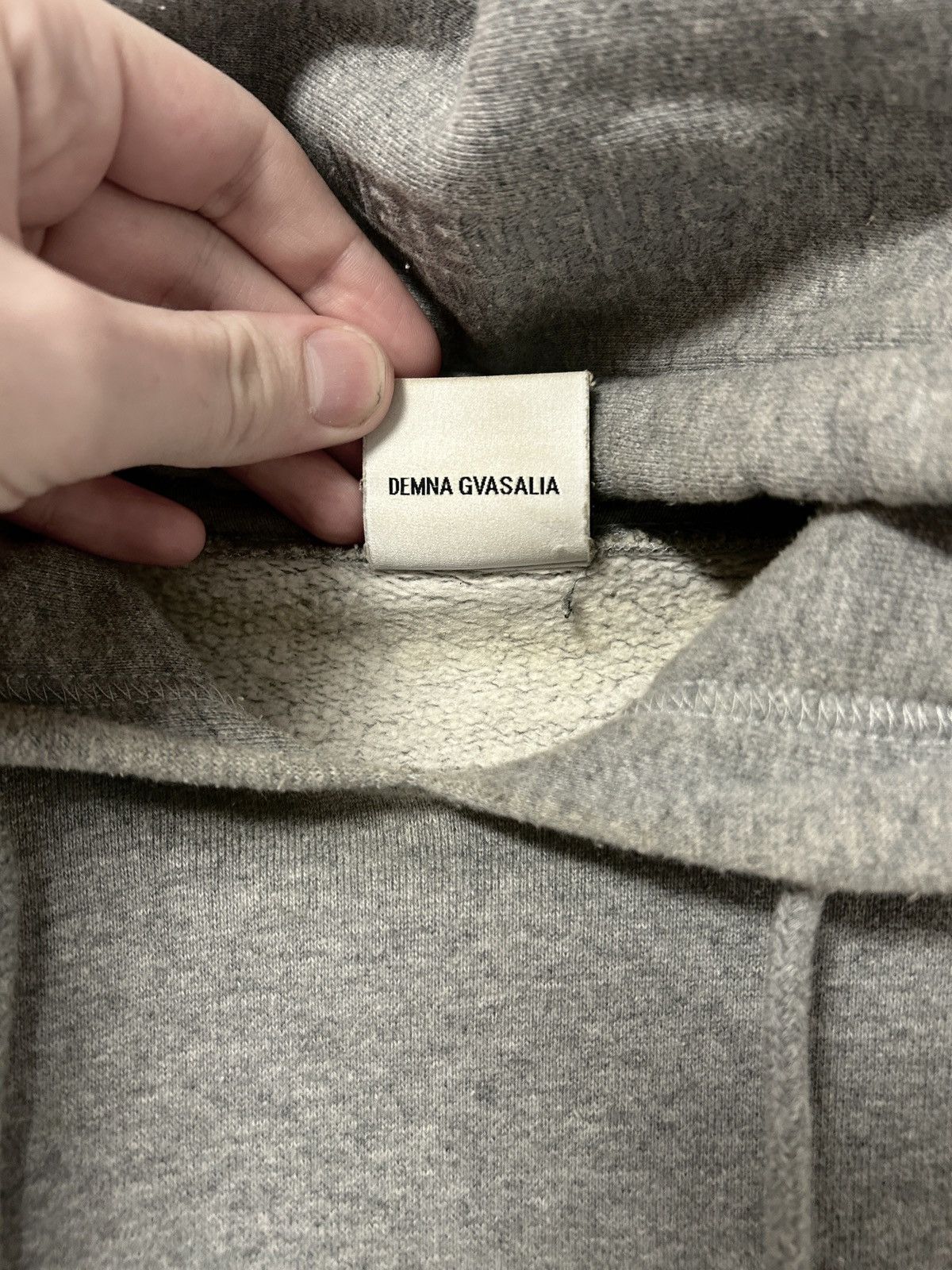 Vetements SS2019 Augmented Reality Cartoon Zoo Hoodie Size US S / EU 44-46 / 1 - 9 Thumbnail