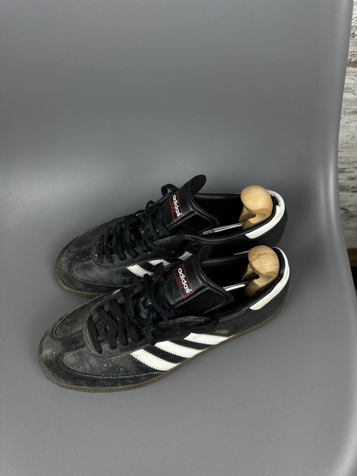 Adidas × Vintage Mens Vintage Adidas Samba distressed sneakers y2k rare drill Size US 8 / EU 41 - 9 Thumbnail