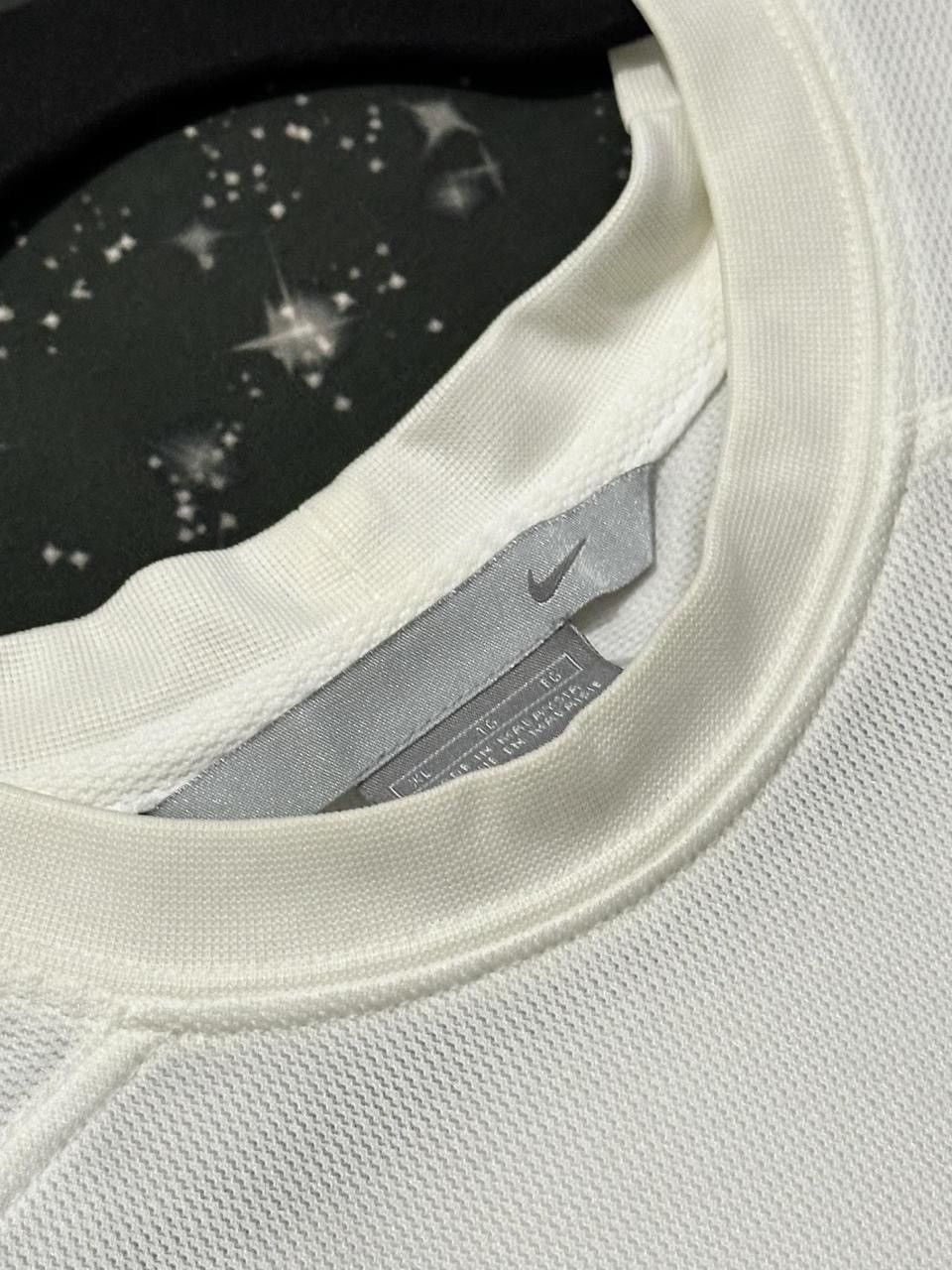 Nike Nike Embroidered Swoosh Logo Shirt Size US XL / EU 56 / 4 - 4 Thumbnail