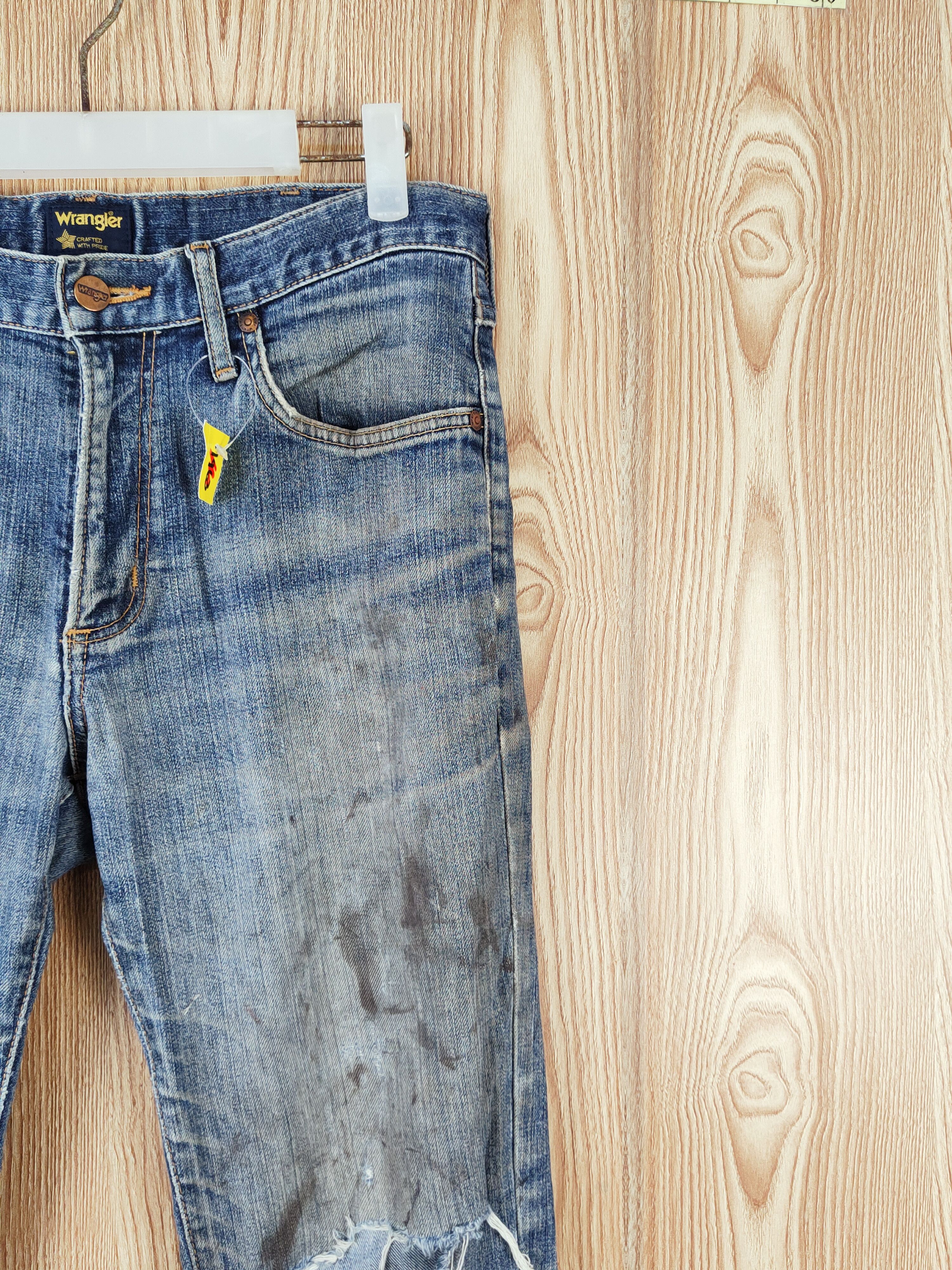 Japanese Brand Wrangler Dark Blue Distressed Ripped denim Jeans #W501 Size US 31 - 5 Thumbnail