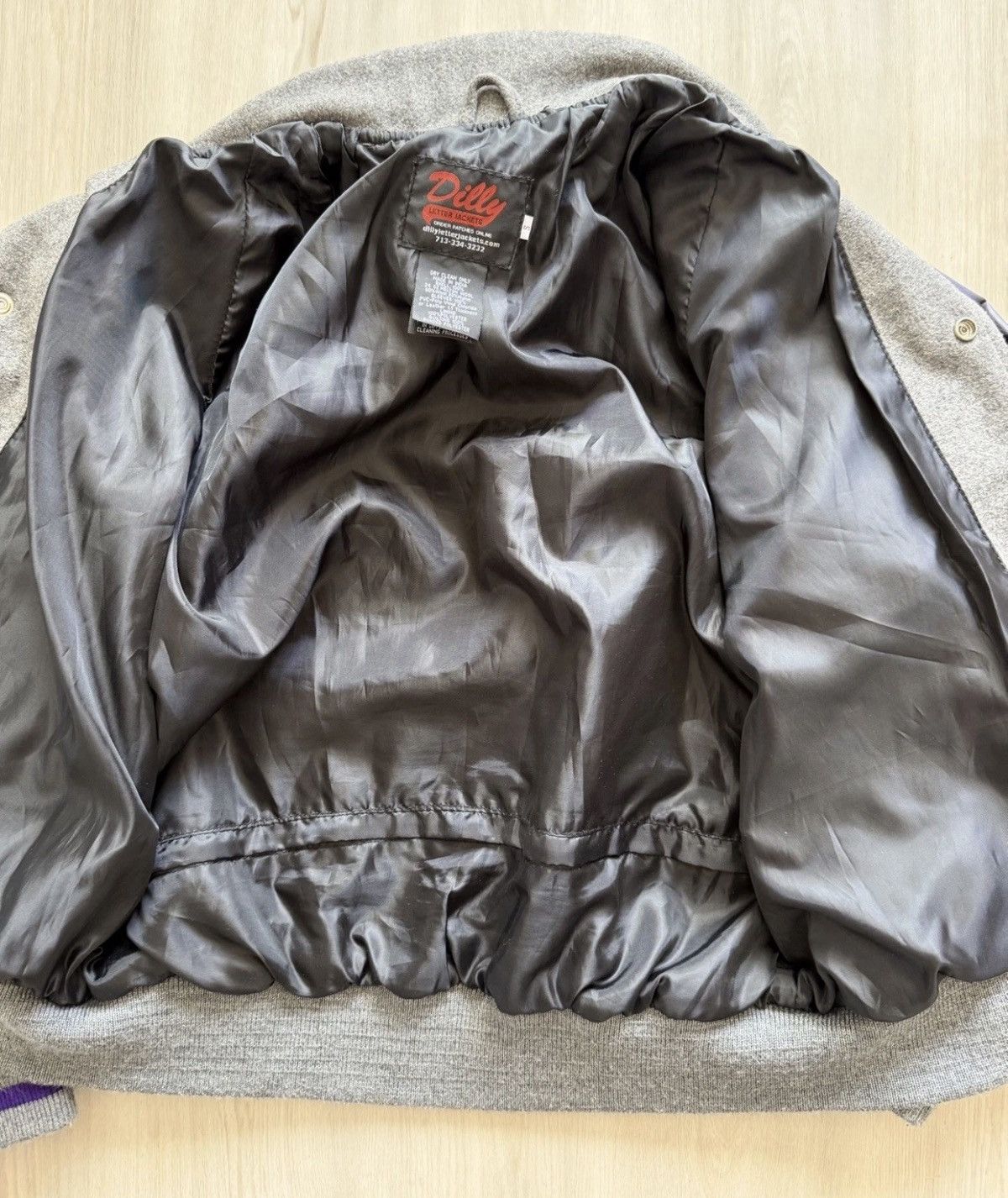 Other Dilly Varsity Letterman Bomber GrayPurple JD Genie Lamp Sz S Size US S / EU 44-46 / 1 - 9 Thumbnail