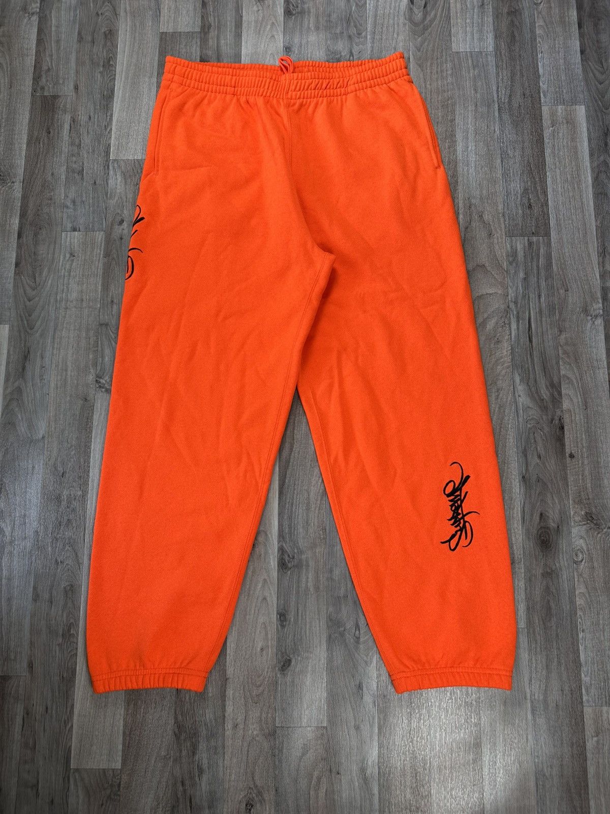 Supreme Supreme Tag Sweatpants Orange Size US 34 / EU 50 - 1 Thumbnail